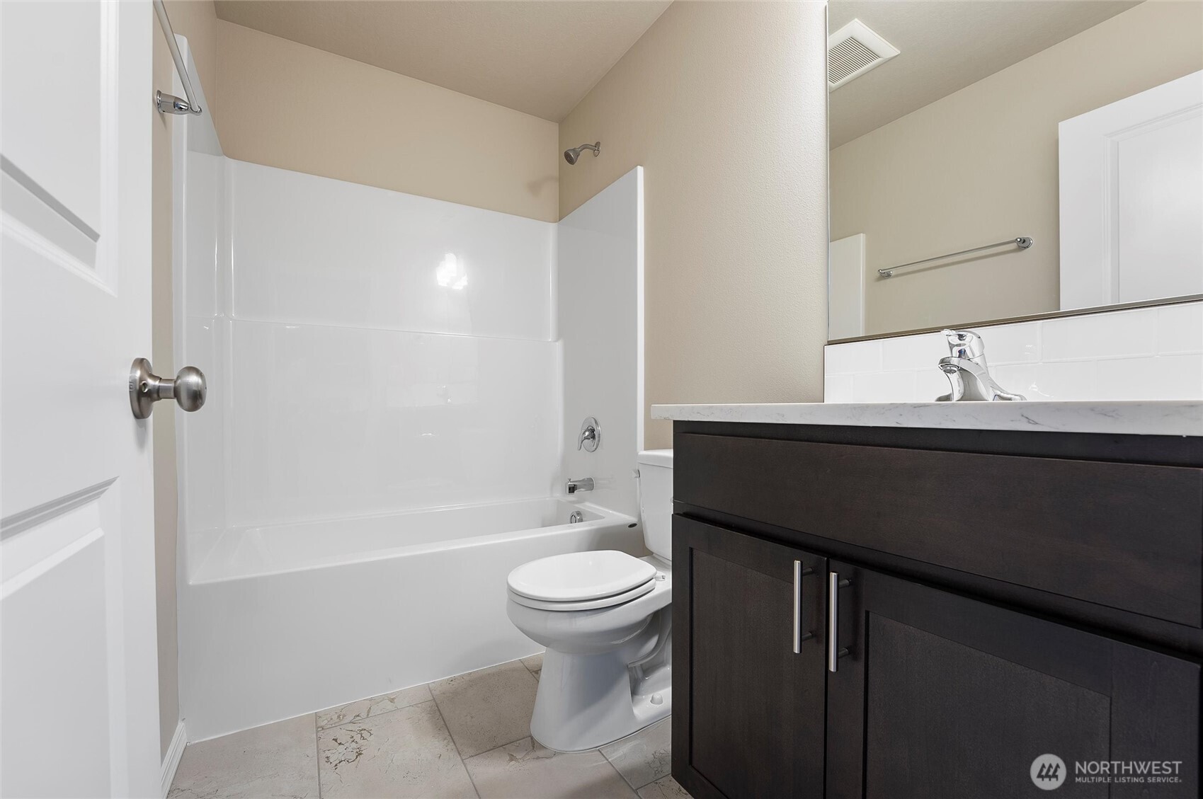 219 Poplar Street Property Photo 22