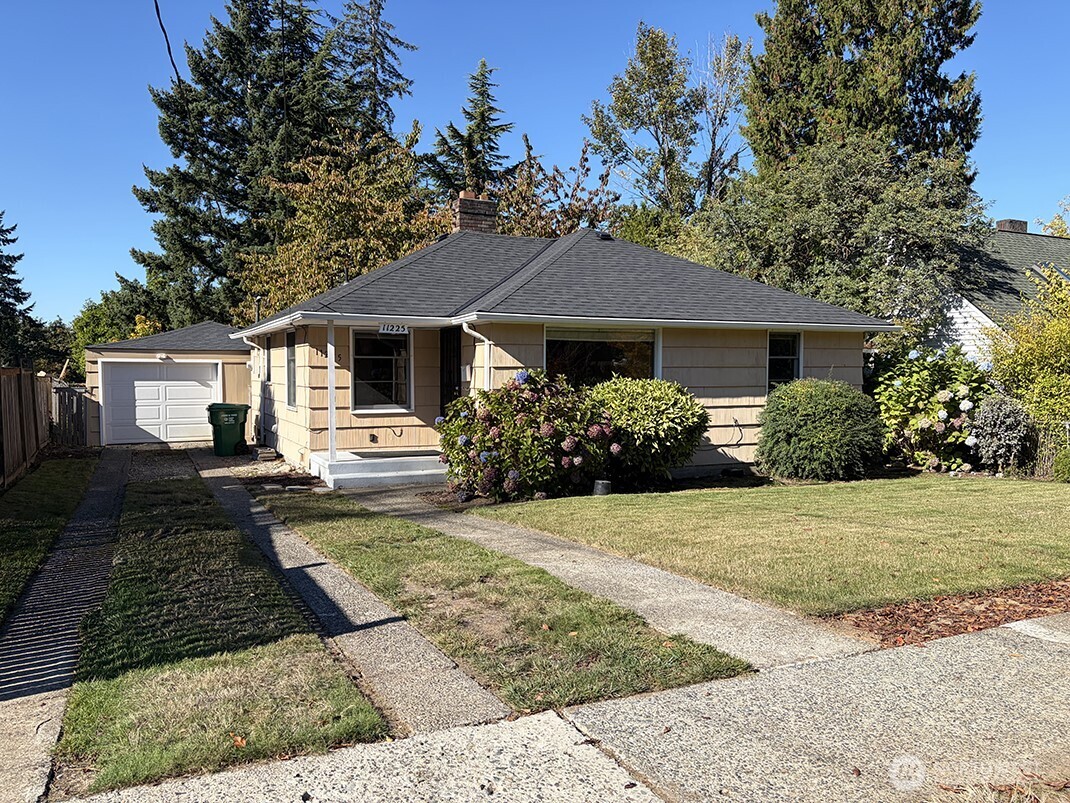 11225 Woodley Avenue Property Photo 1