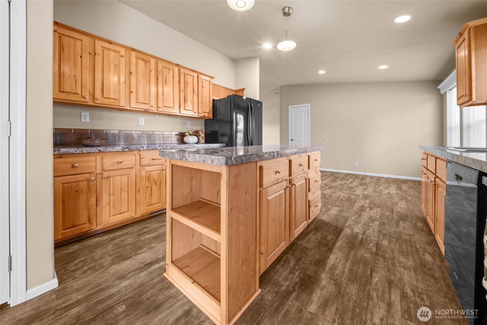 3516 Meadowbrook Lane Property Photo 9