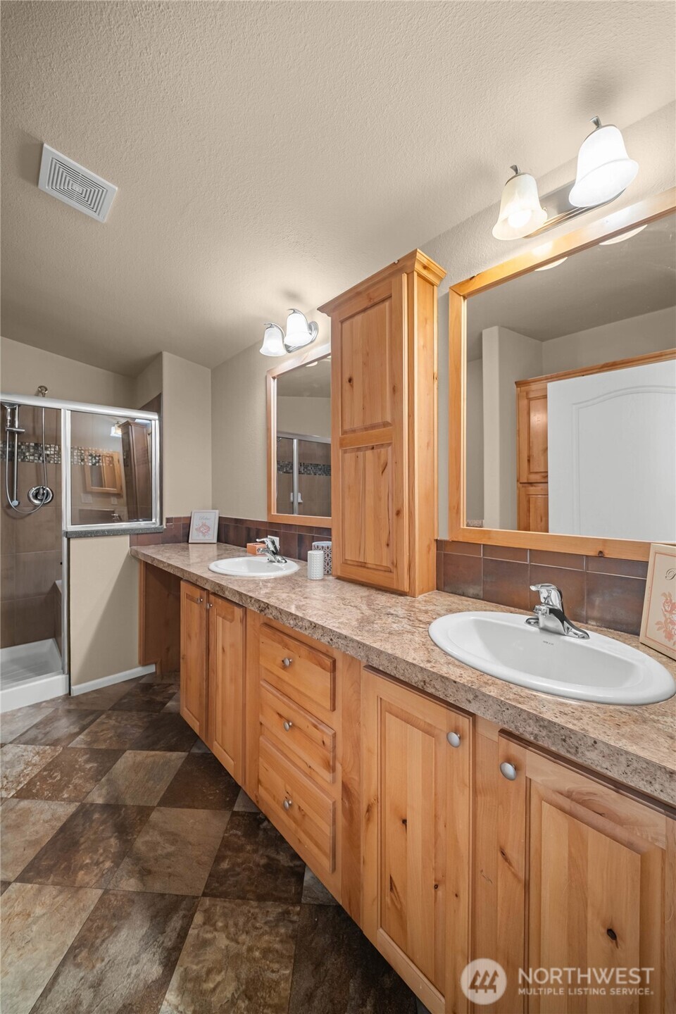 3516 Meadowbrook Lane Property Photo 14