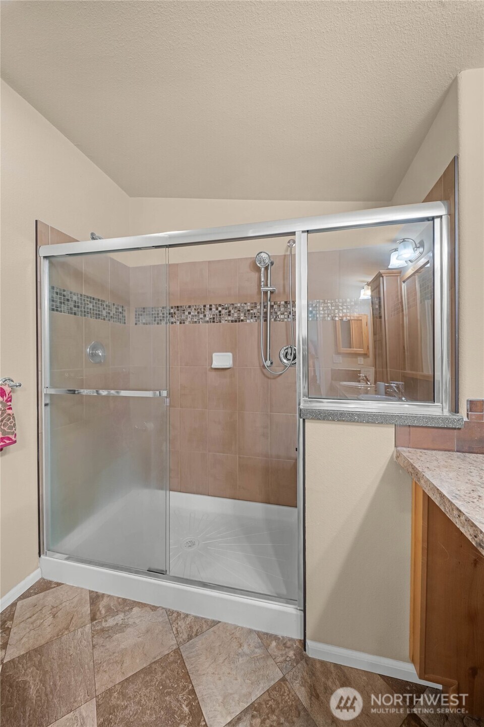 3516 Meadowbrook Lane Property Photo 15