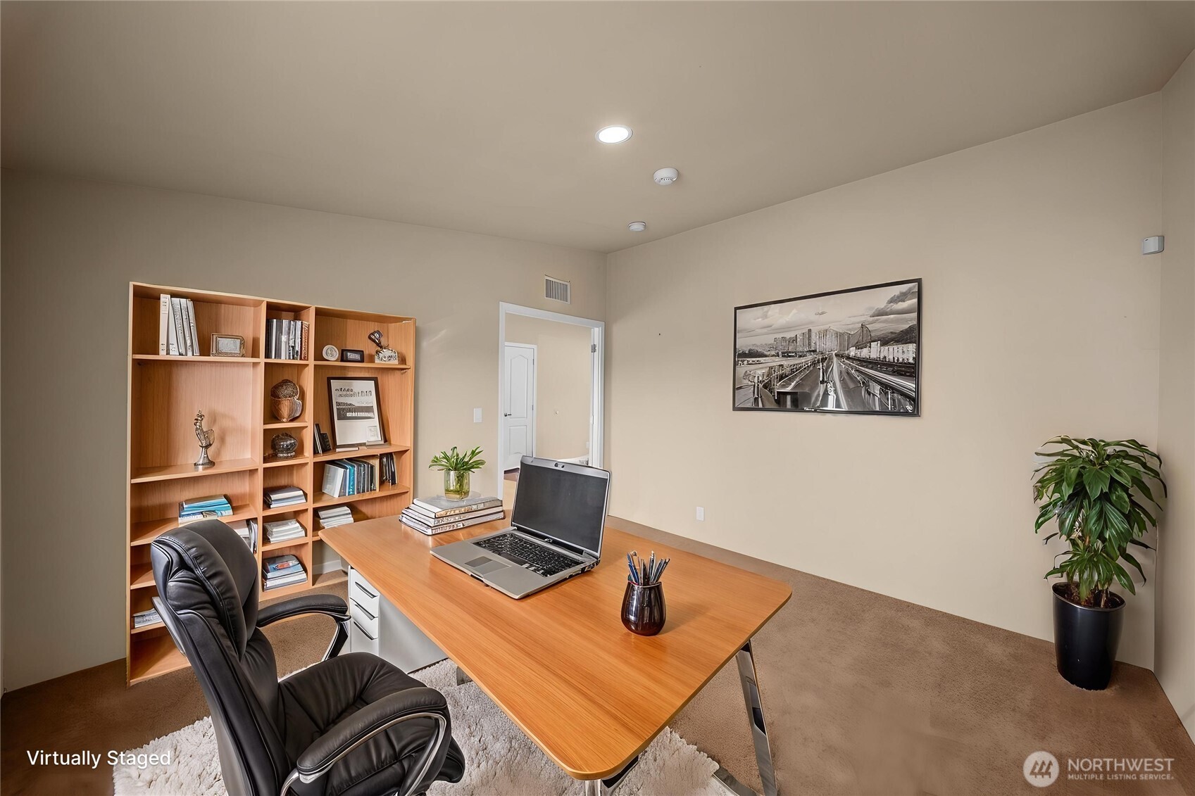 3516 Meadowbrook Lane Property Photo 18