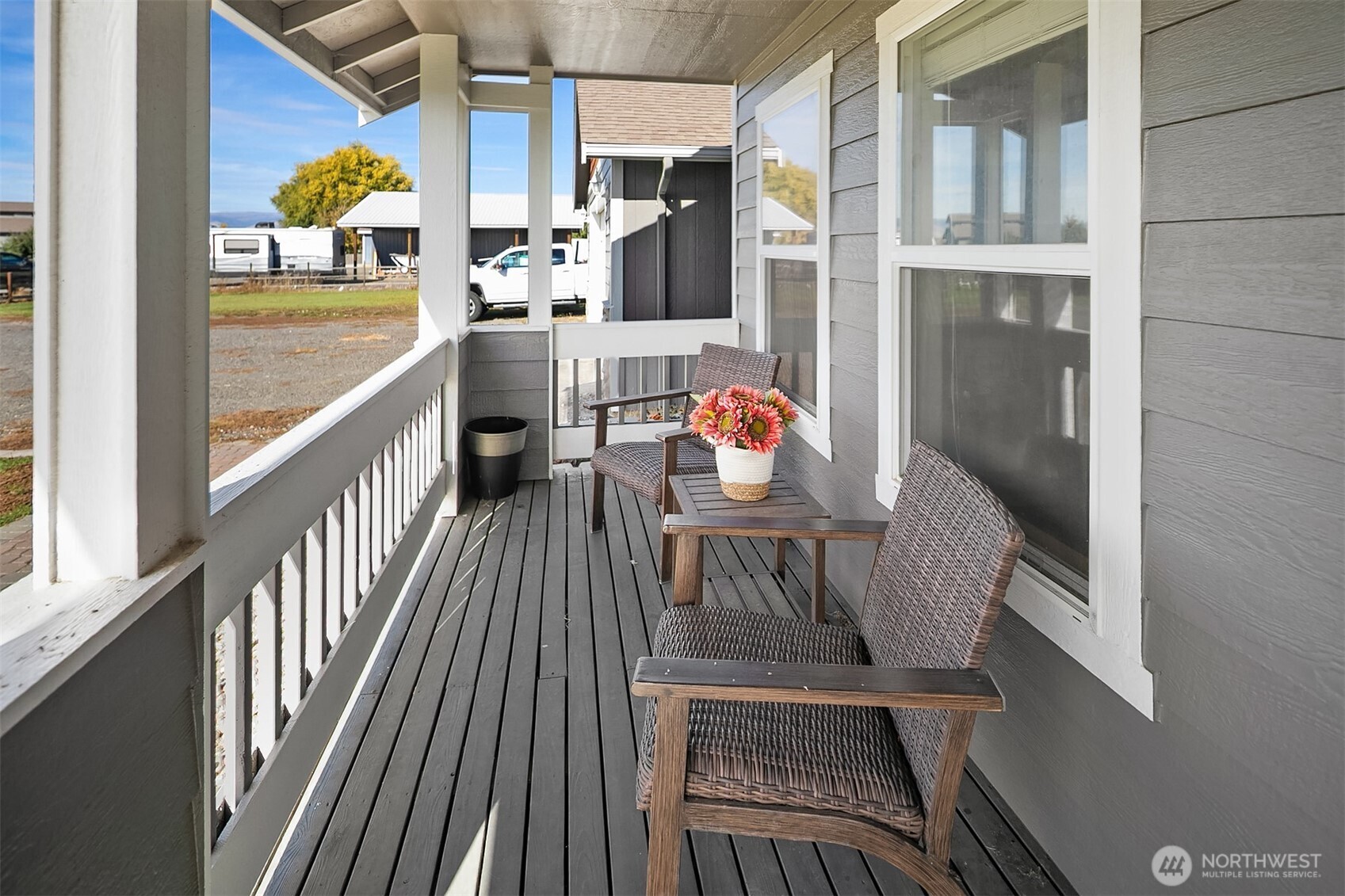 240 Stone Tree Lane Property Photo 3