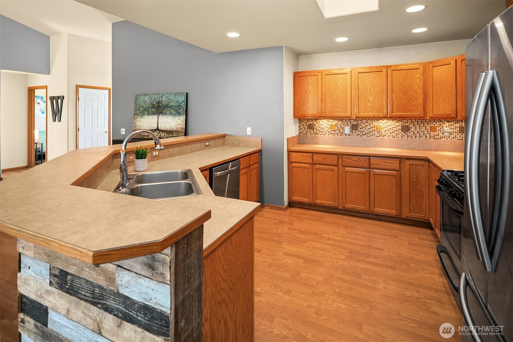 240 Stone Tree Lane Property Photo 11