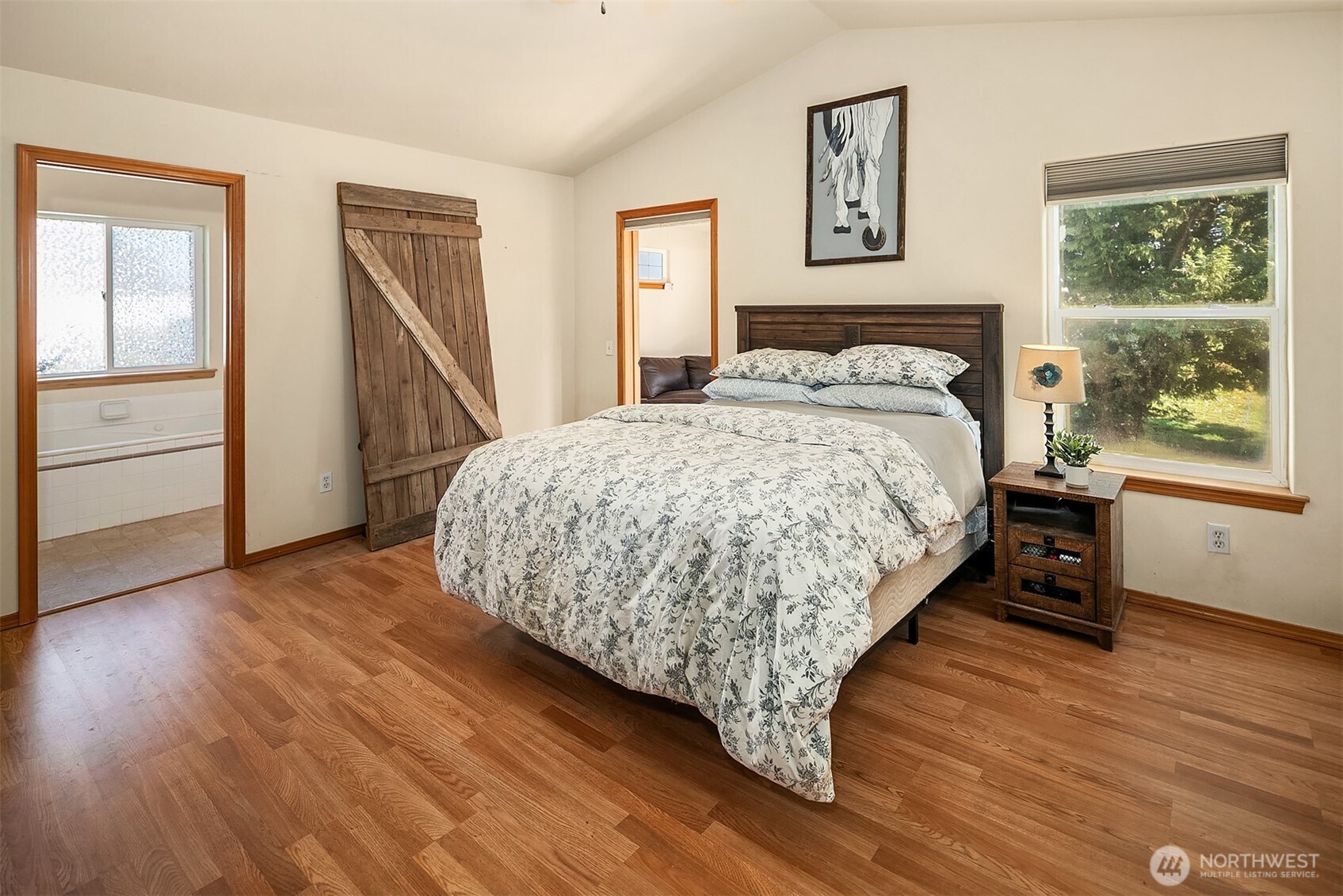 240 Stone Tree Lane Property Photo 14