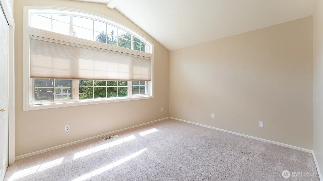 16410 Se 56th Place Property Photo 18