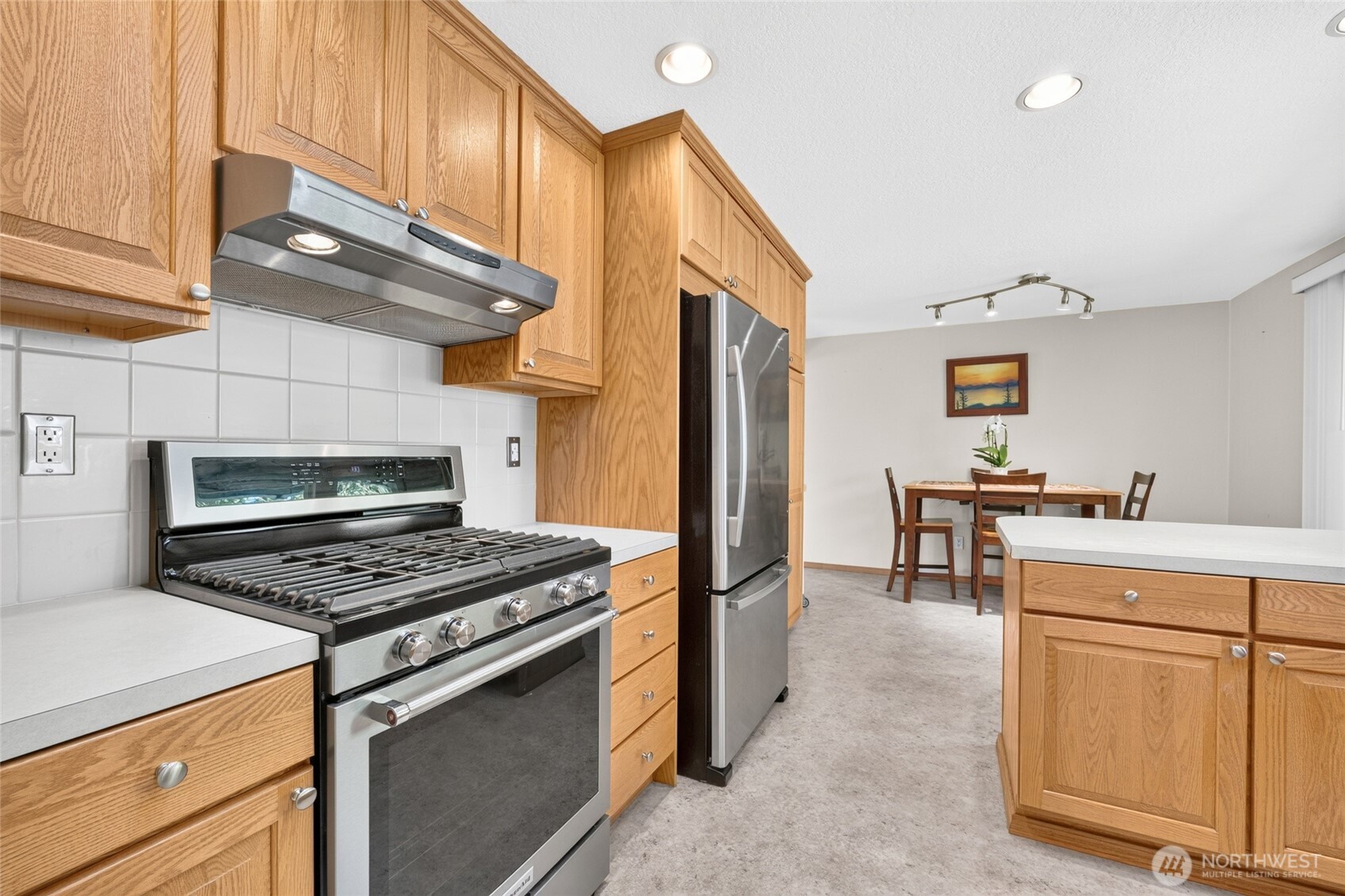 1723 172nd Street Property Photo 9