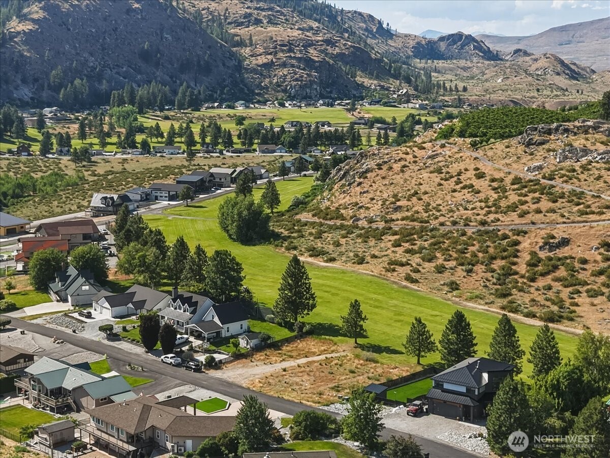 55 Long Drive Property Photo 3