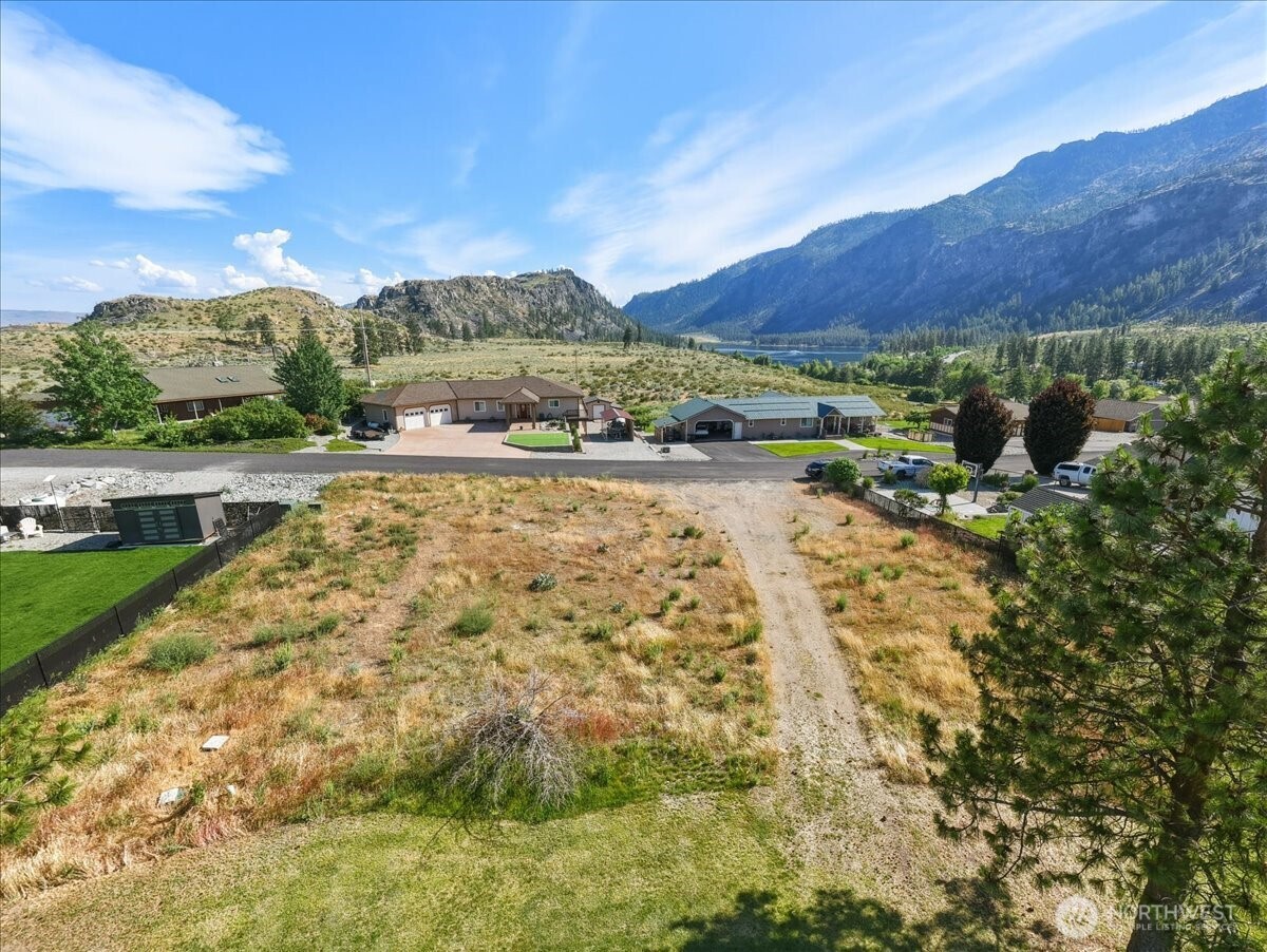 55 Long Drive Property Photo 15
