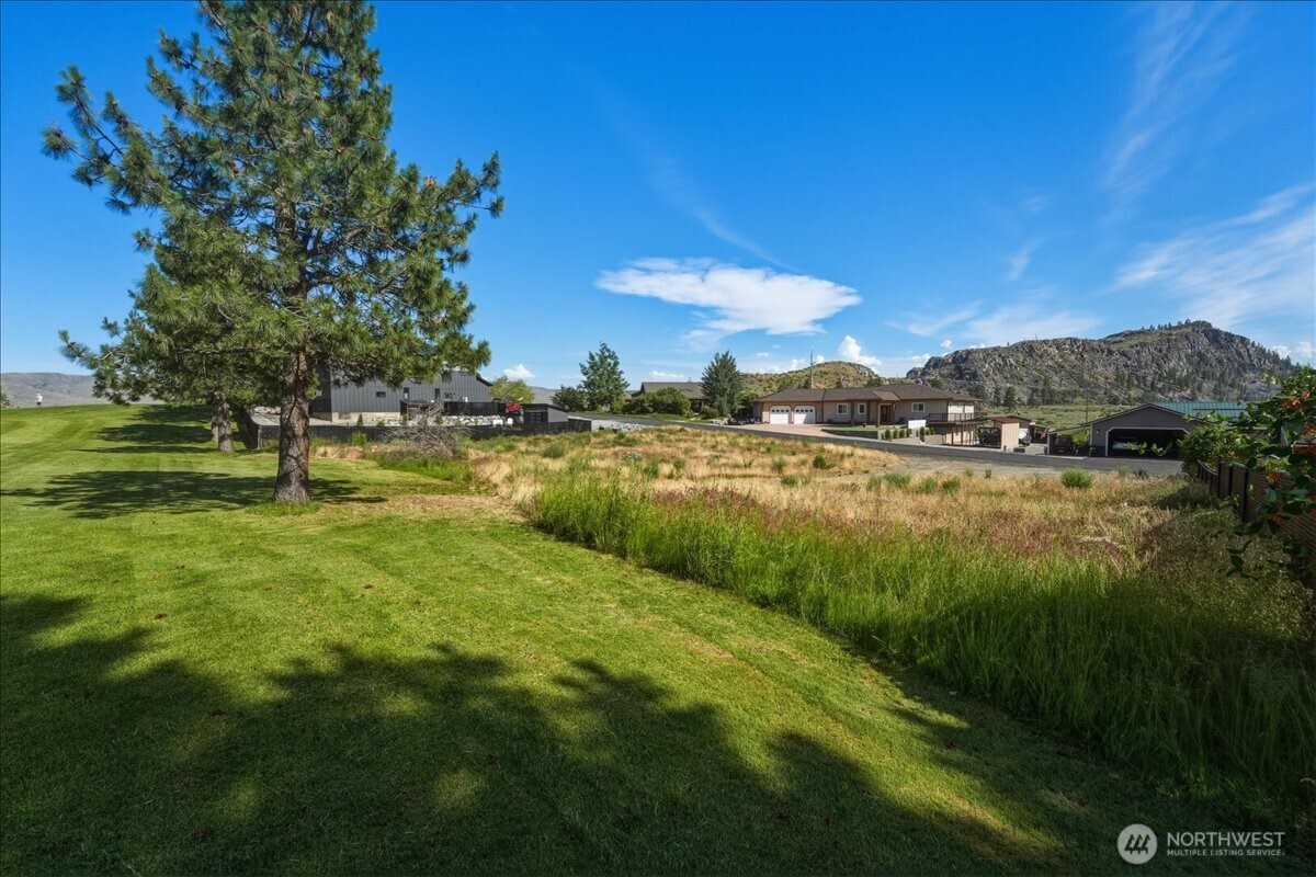 55 Long Drive Property Photo 29