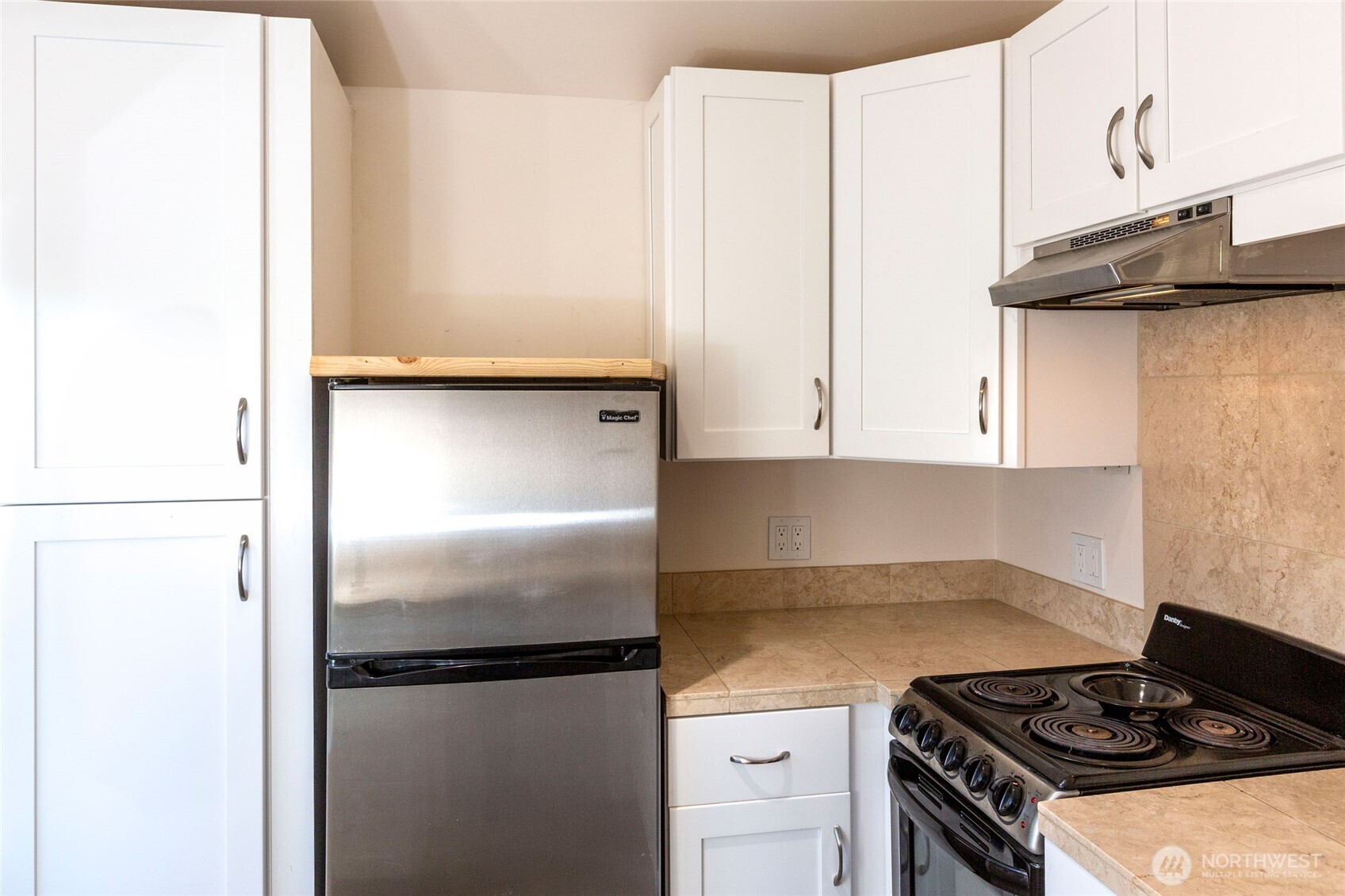 520 Guard Street Property Photo 10