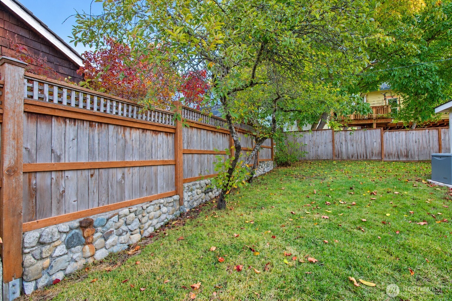 520 Guard Street Property Photo 19