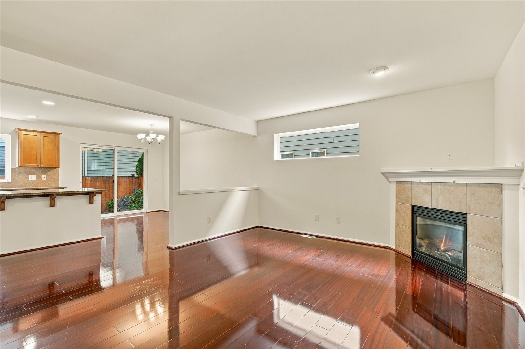 19423 Meridian Place Property Photo 10