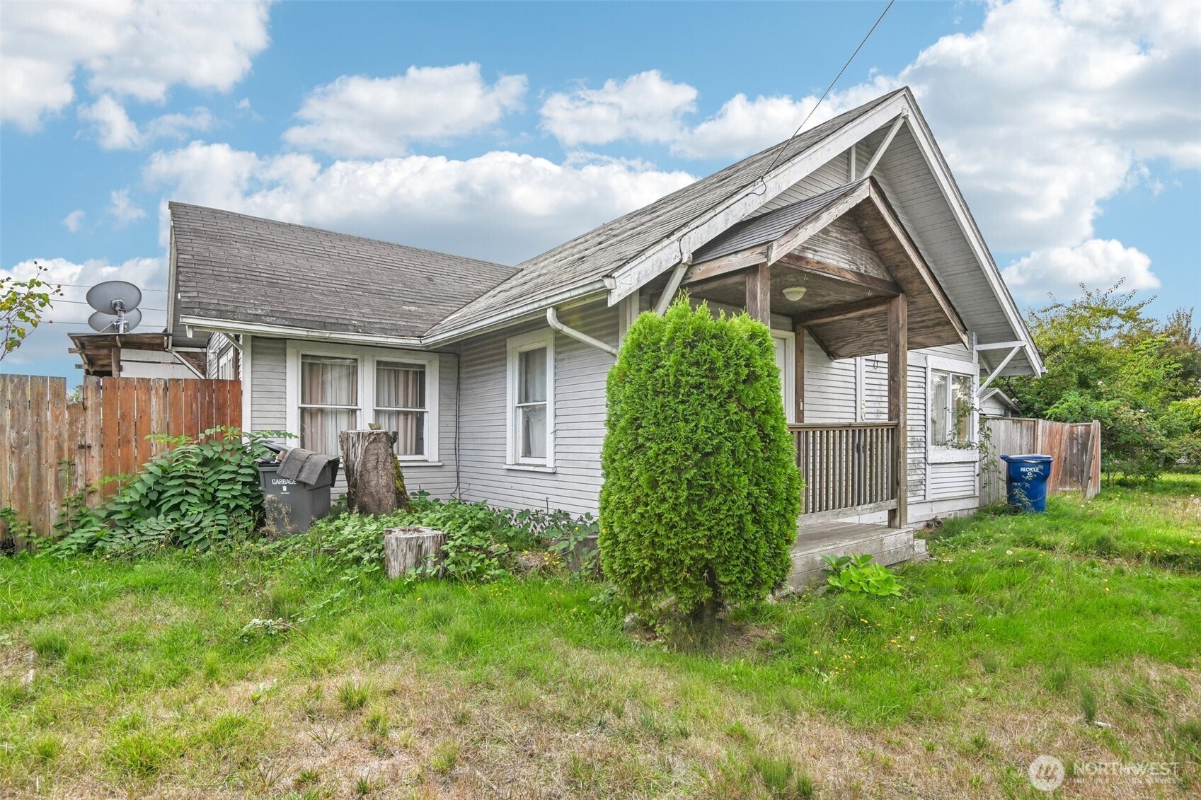 502 8th Street Property Photo 2