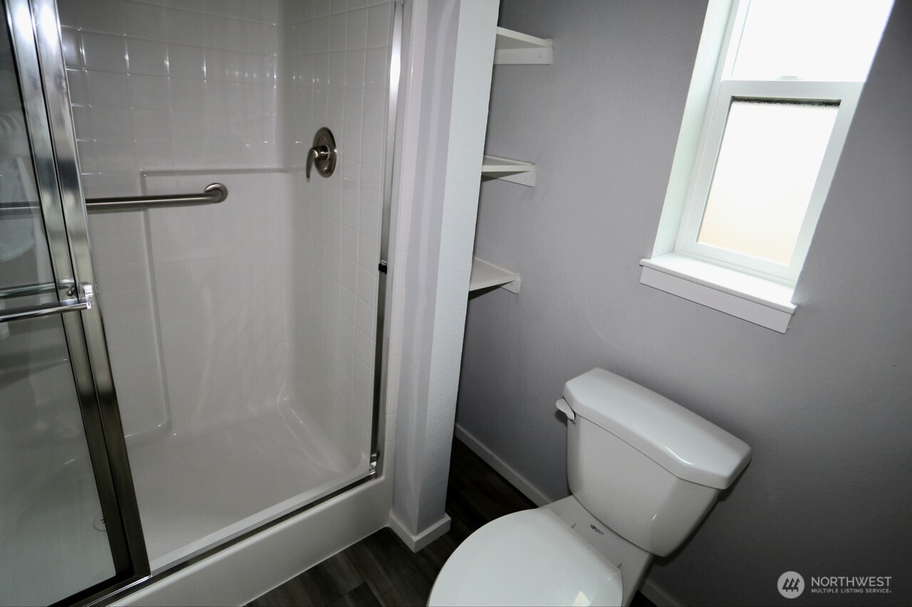 1303 30th Street 4 Property Photo 17
