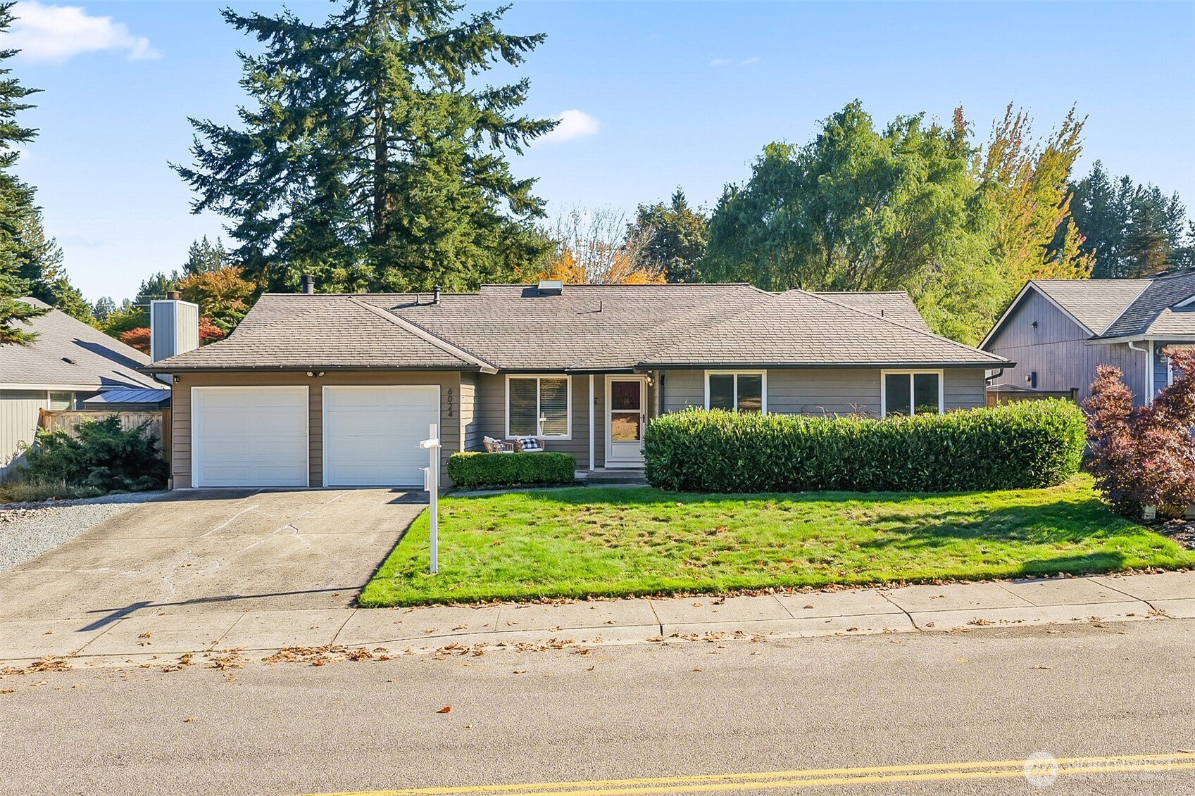 6024 145th Street Property Photo 2