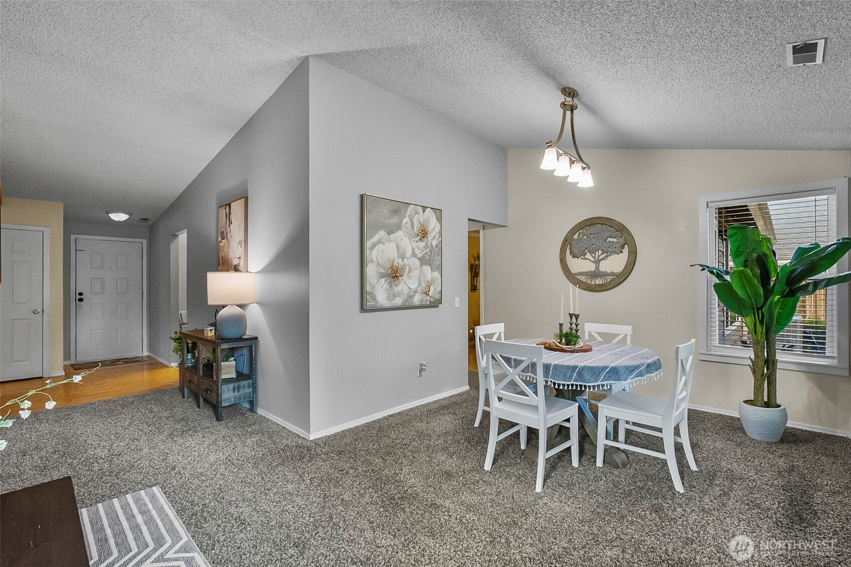 6024 145th Street Property Photo 10