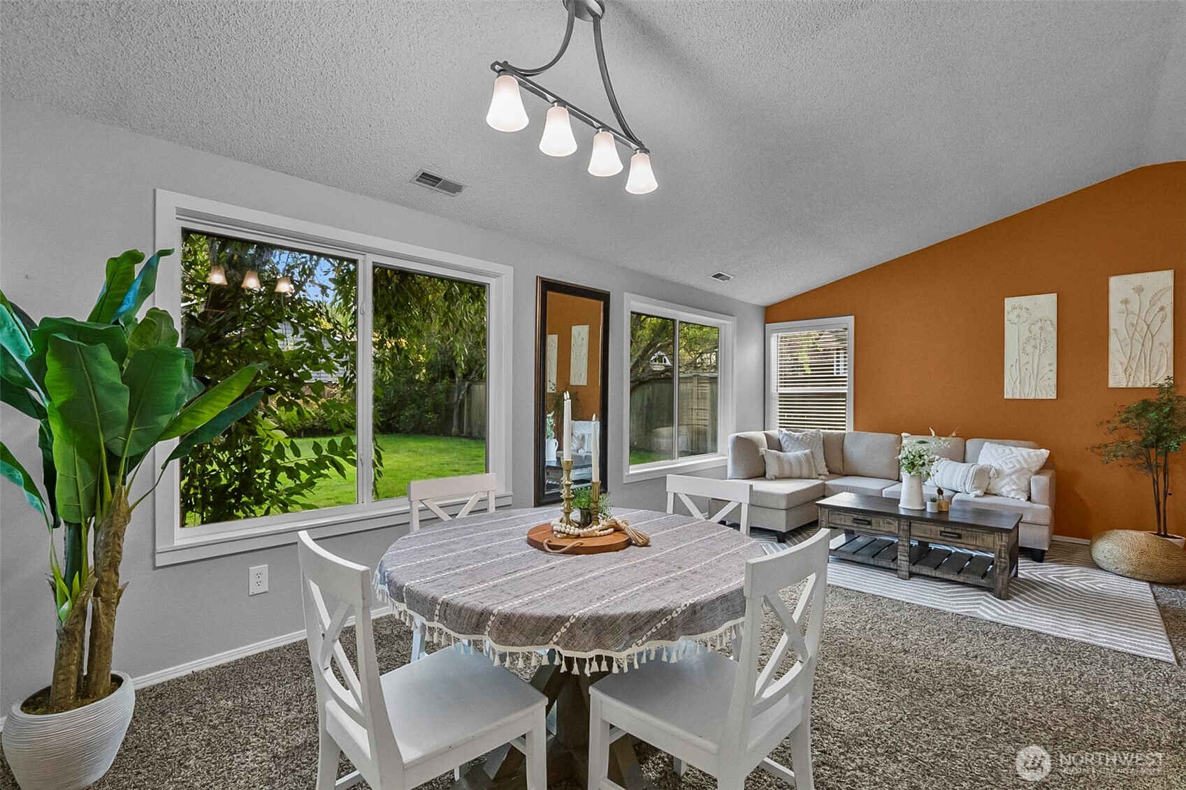 6024 145th Street Property Photo 11