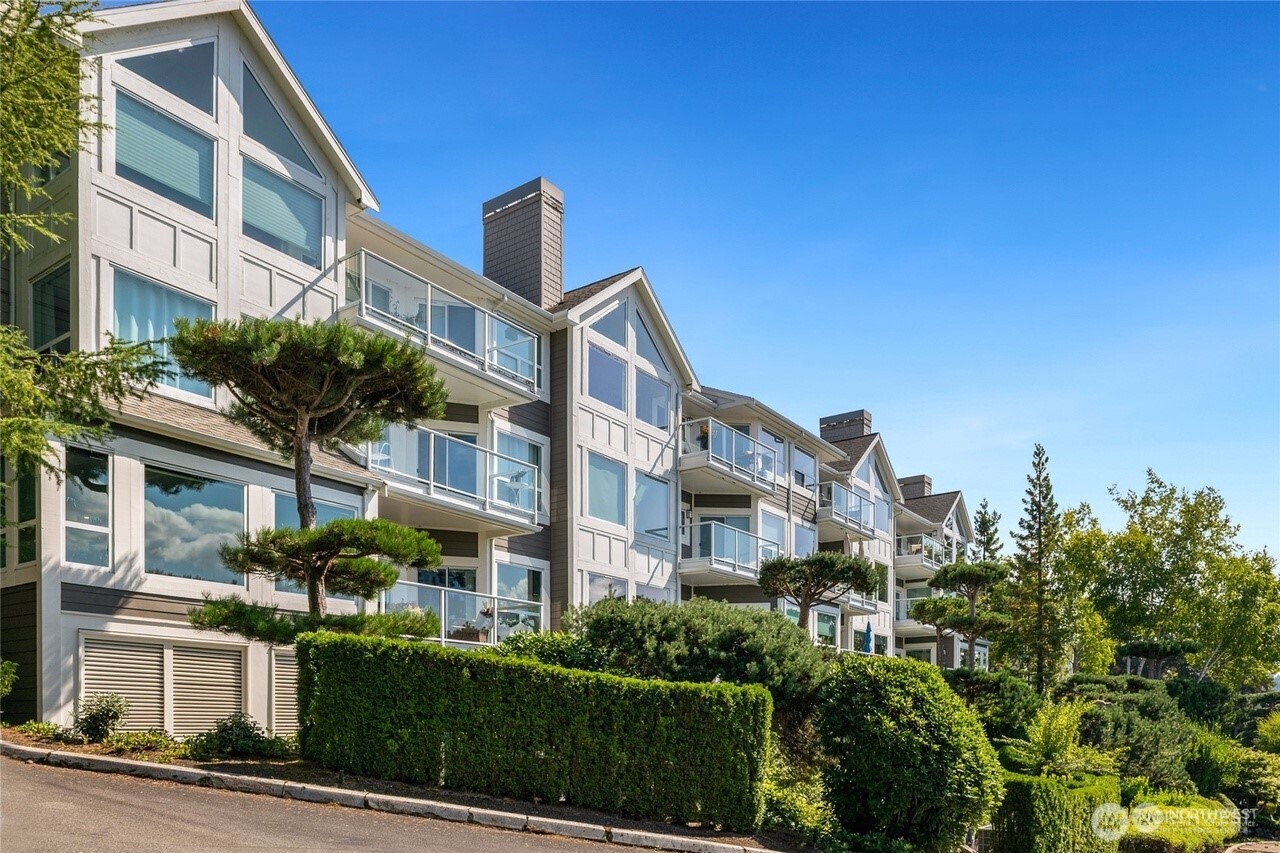 5304 Lake Washington Boulevard H Property Photo 1