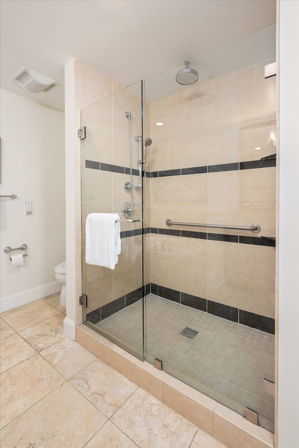 5304 Lake Washington Boulevard H Property Photo 17