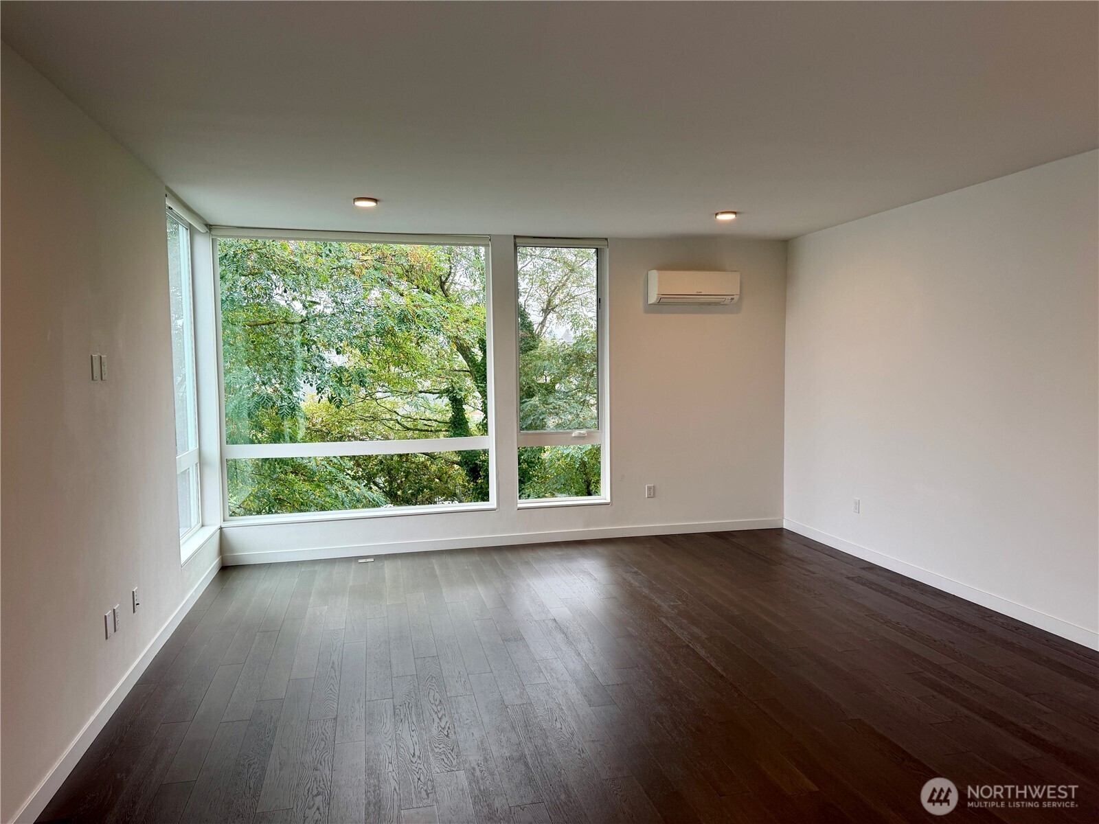 2573 13th Avenue Property Photo 24