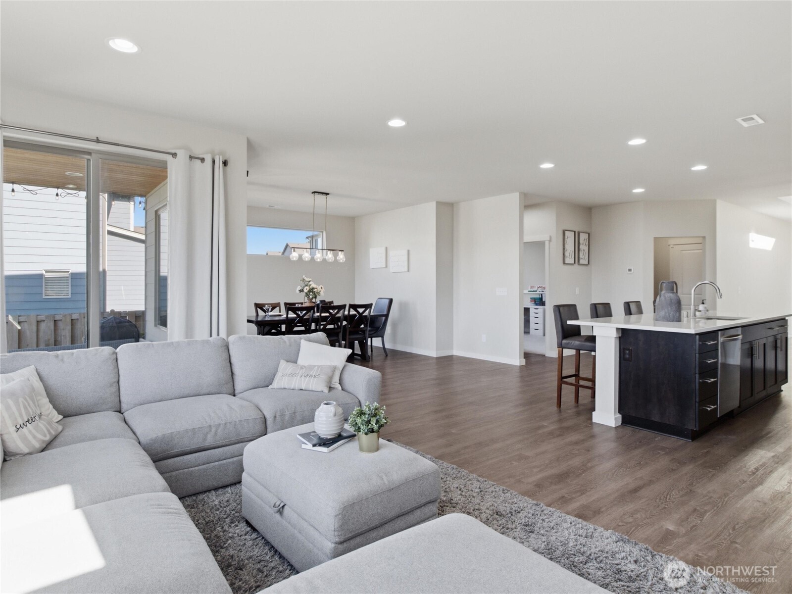471 Partlon Street Property Photo 13