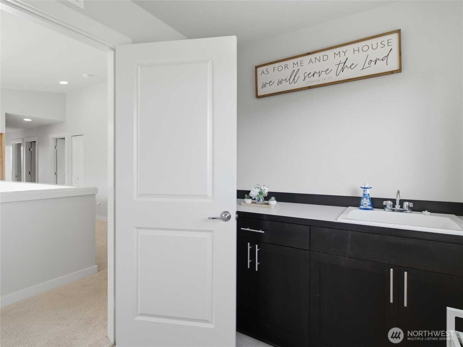 471 Partlon Street Property Photo 32
