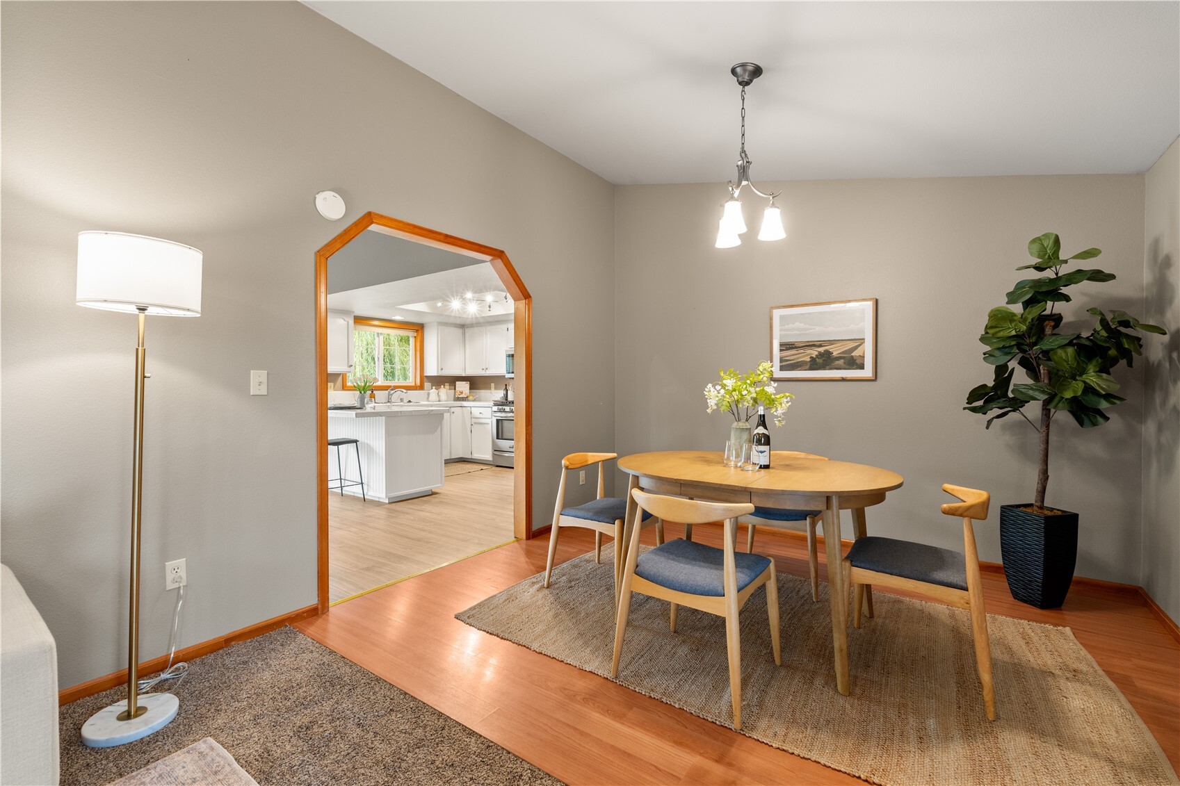 503 Shuksan Way Property Photo 13
