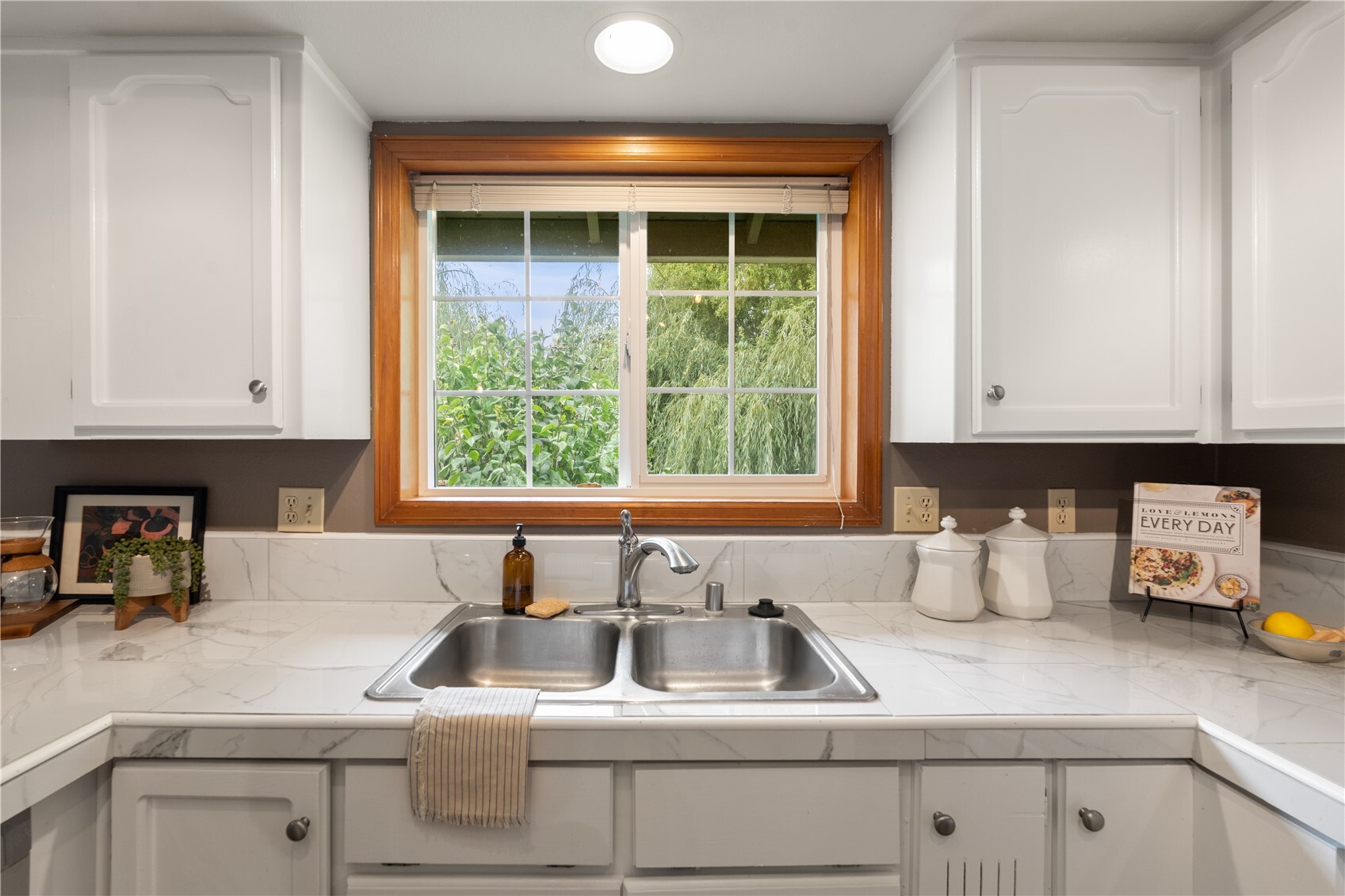 503 Shuksan Way Property Photo 15
