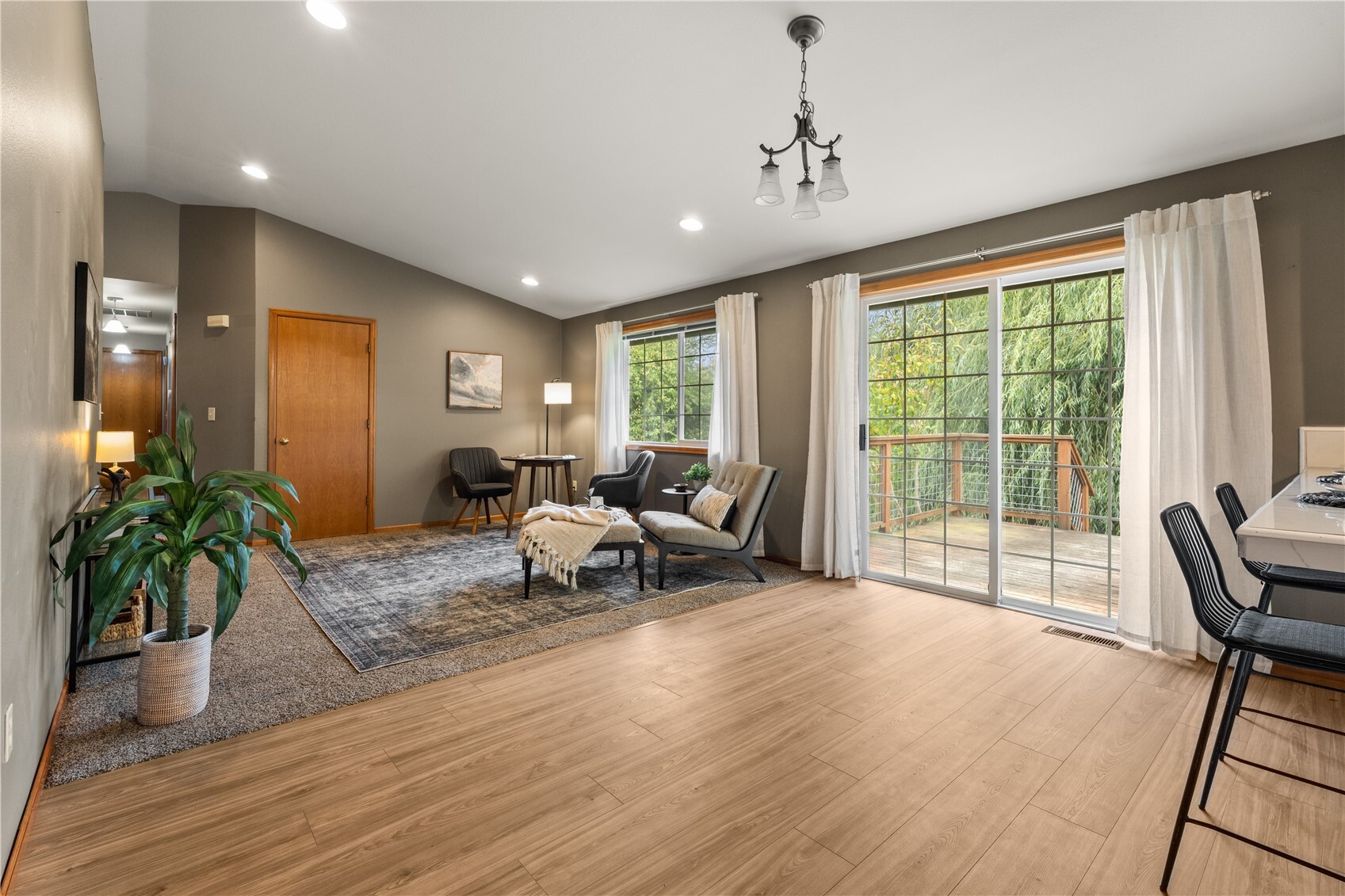 503 Shuksan Way Property Photo 20