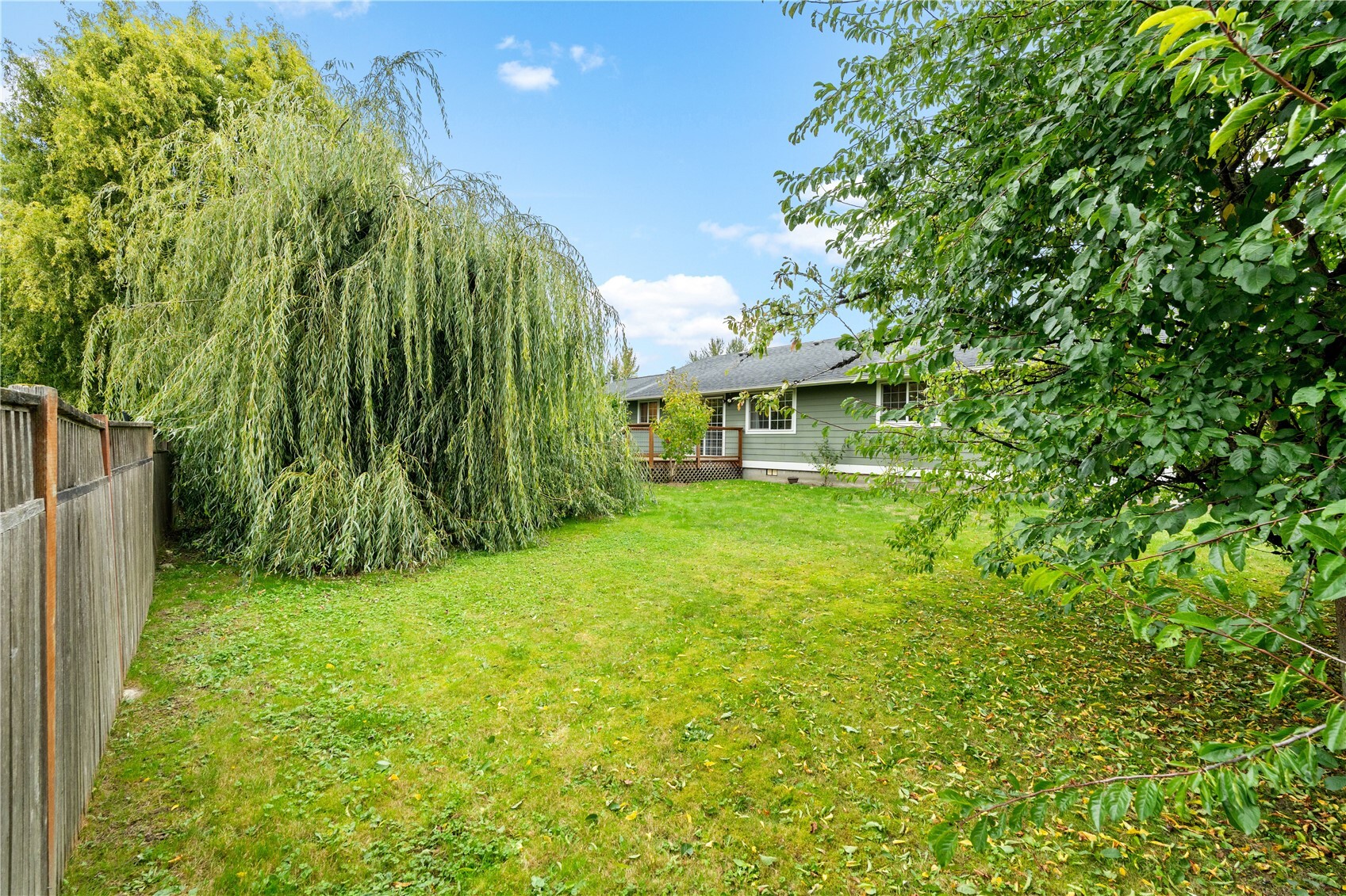 503 Shuksan Way Property Photo 37