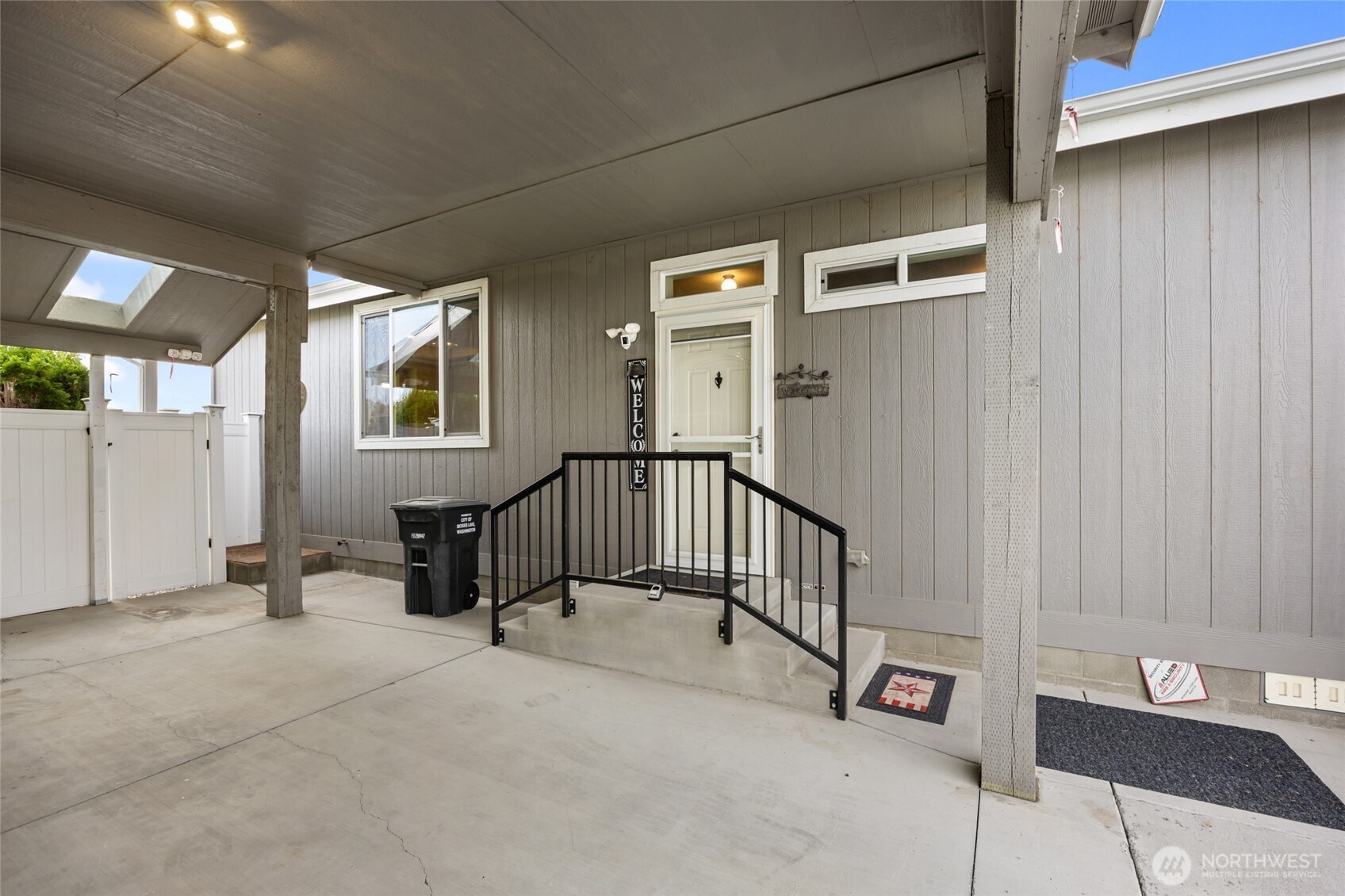 1701 E Burr Avenue 32 Property Photo 35