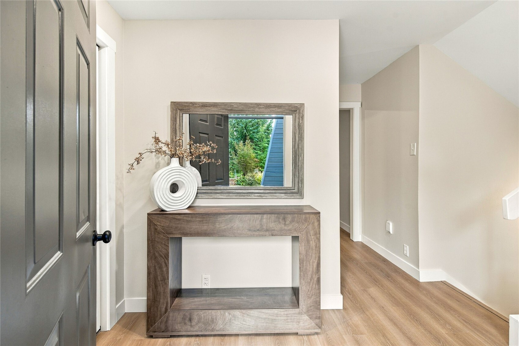 212 Friday Creek Road Property Photo 3