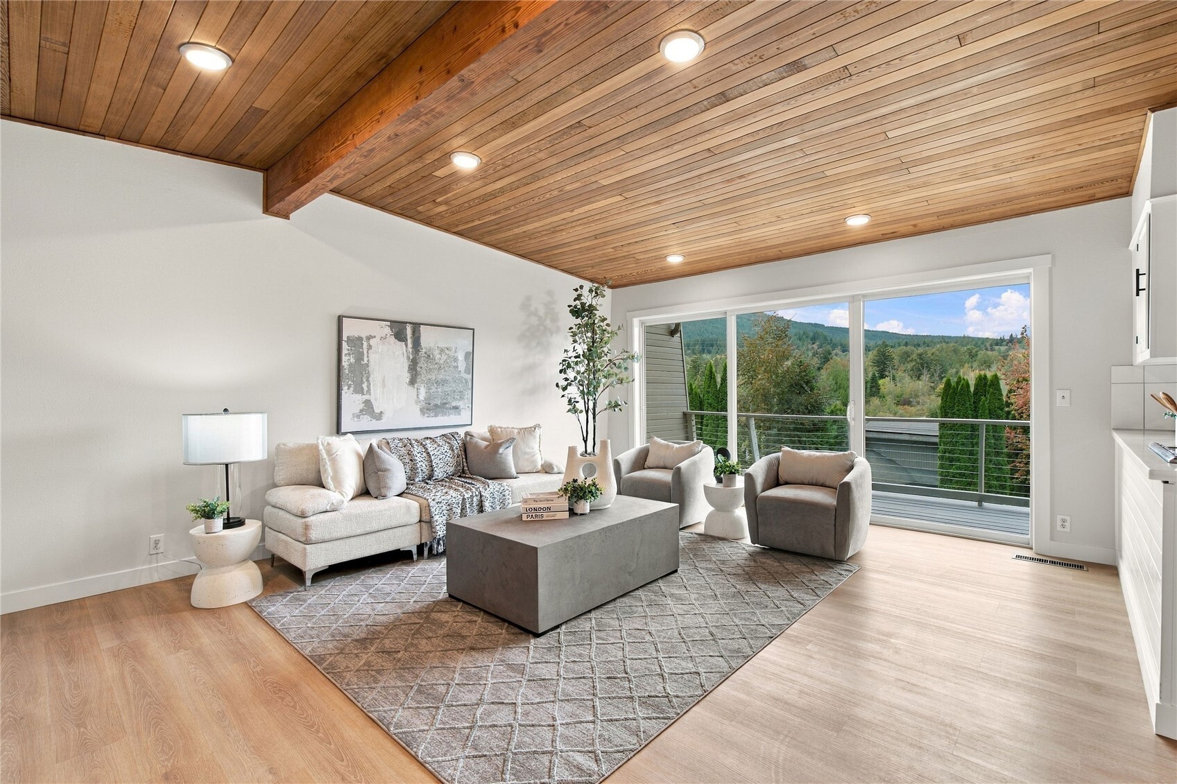212 Friday Creek Road Property Photo 4