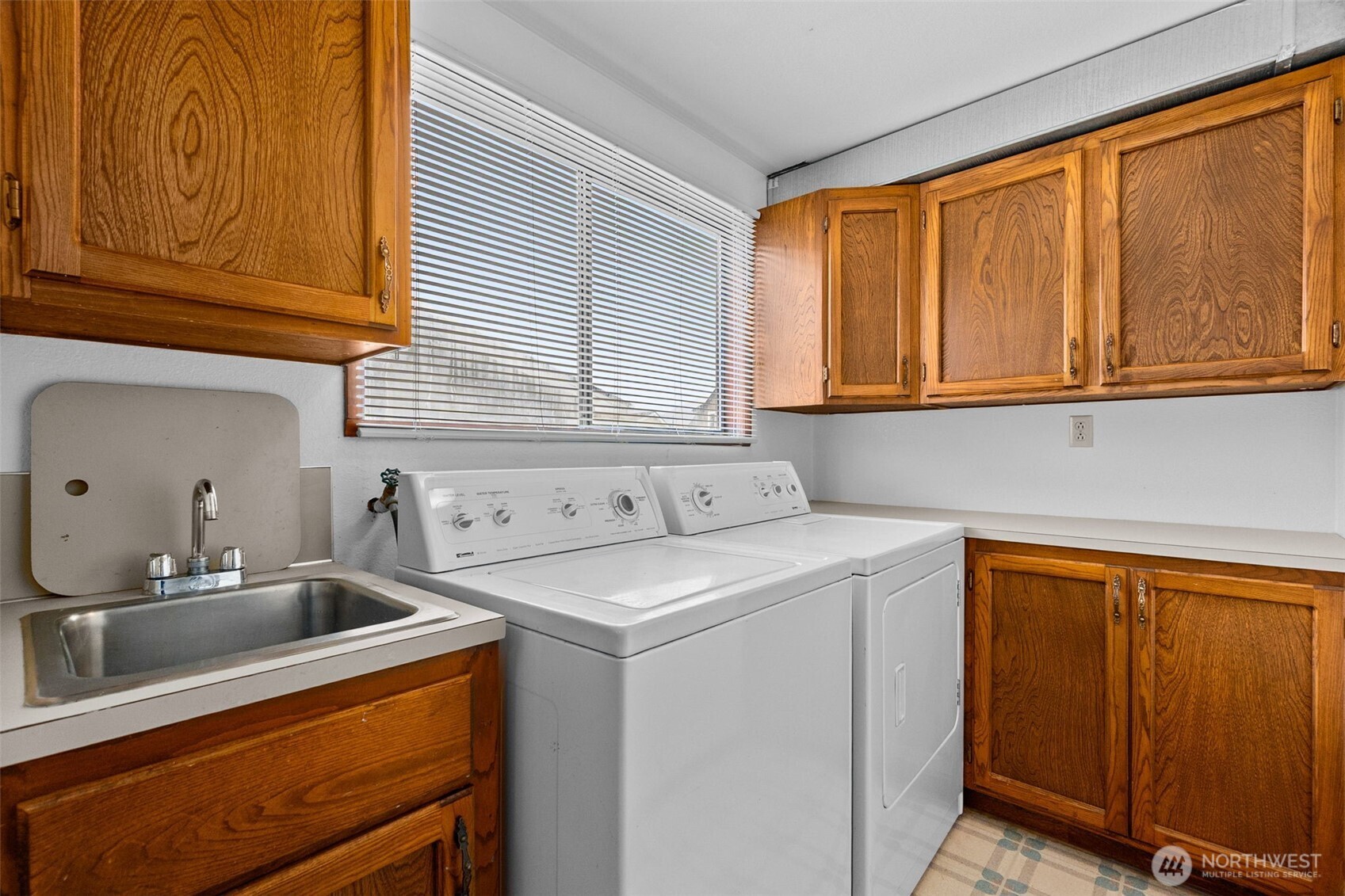 446 Eklund Avenue Property Photo 16