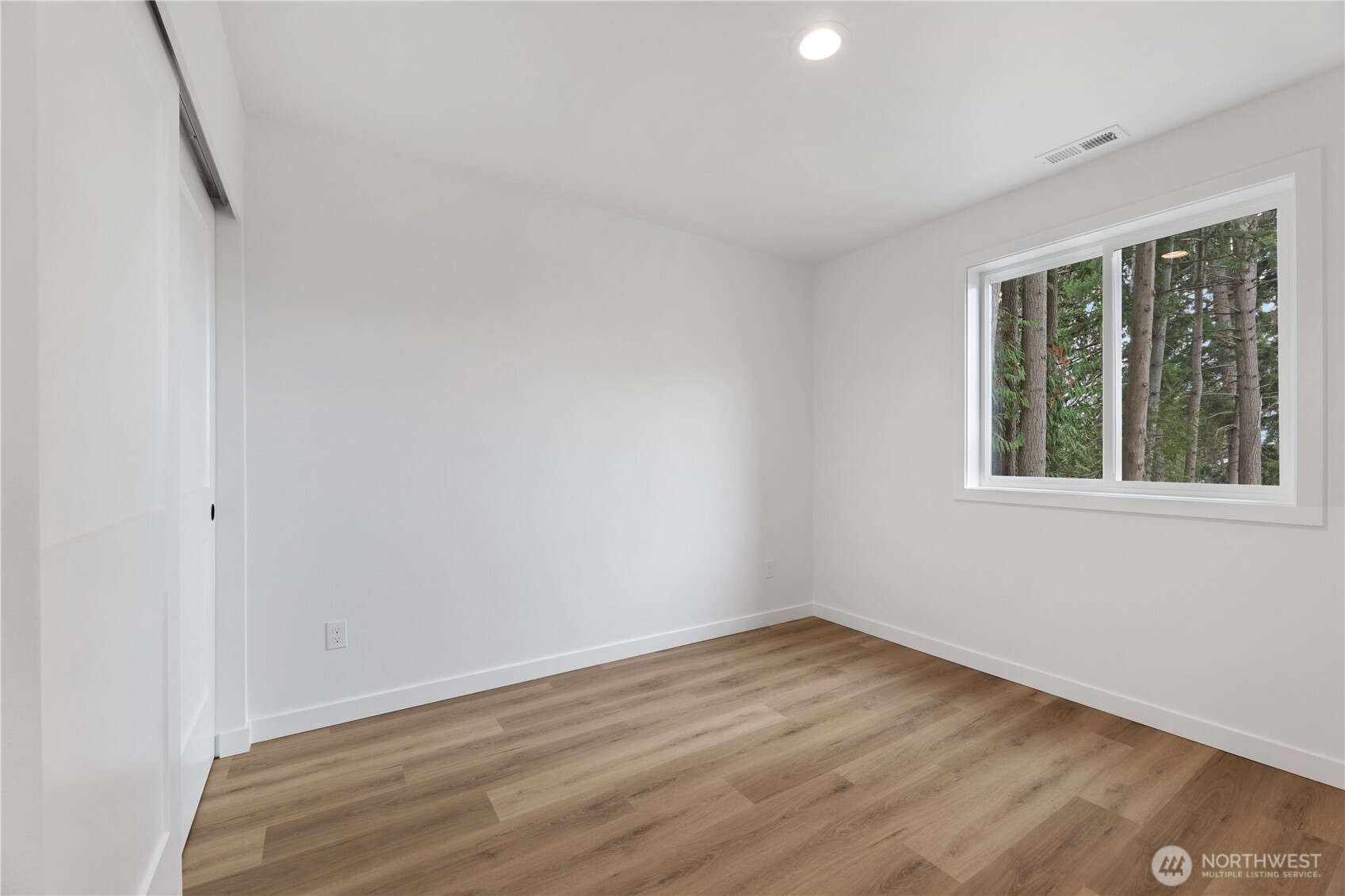 7018 Wetmore Avenue B Property Photo 10