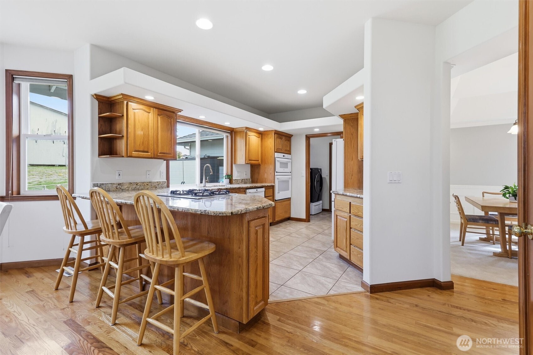 118 140th Avenue Property Photo 10