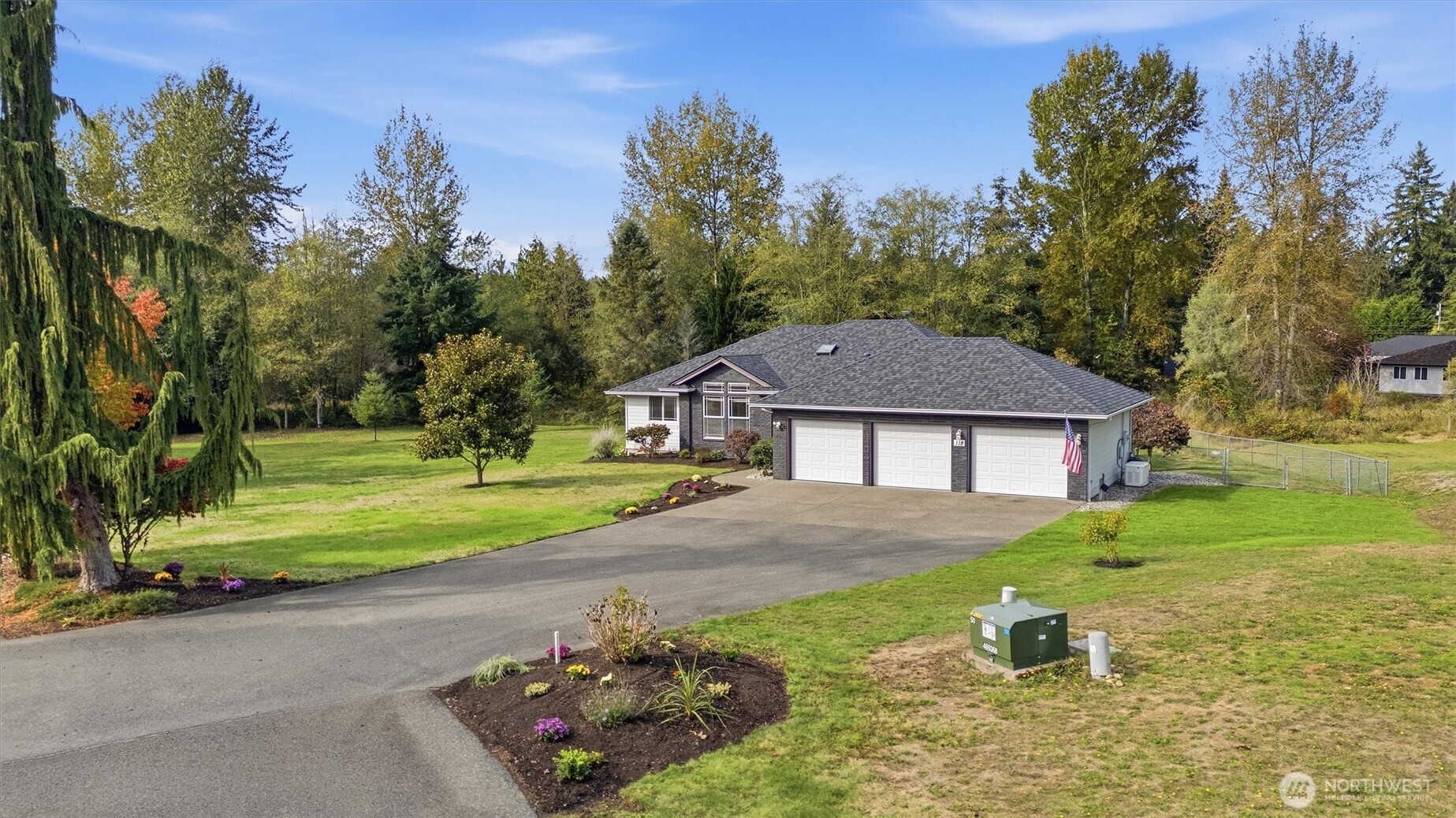 118 140th Avenue Property Photo 35