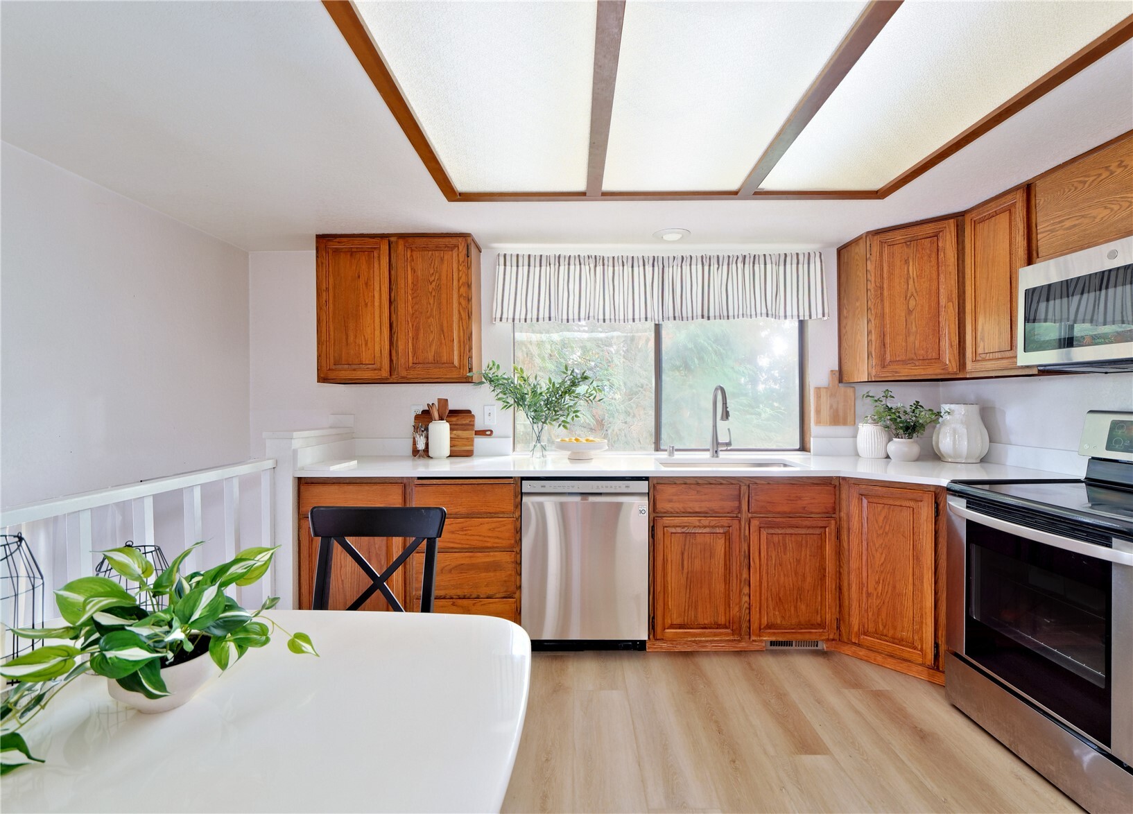 22121 4th Avenue Property Photo 4