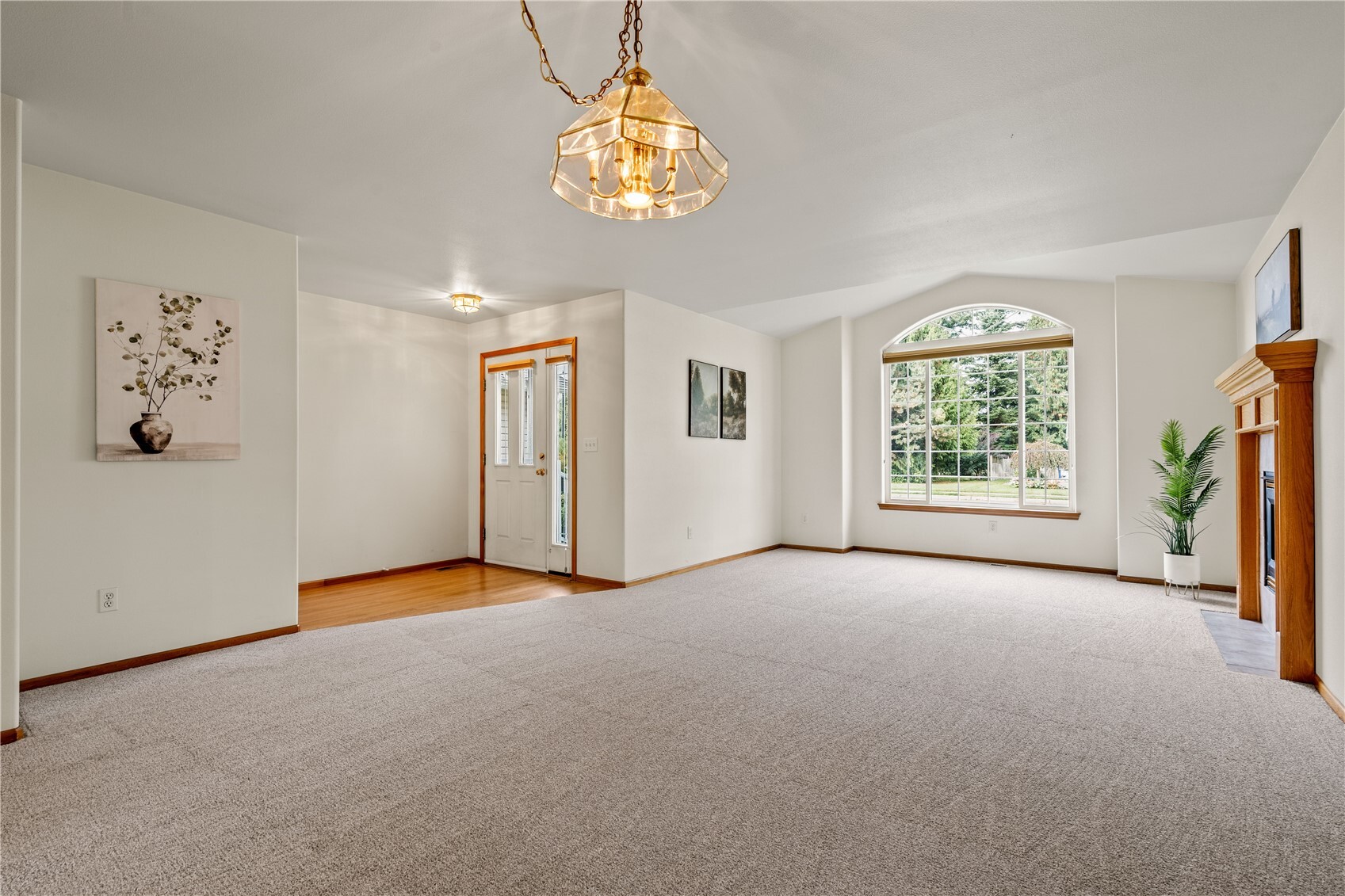 1313 Pine Street Property Photo 6
