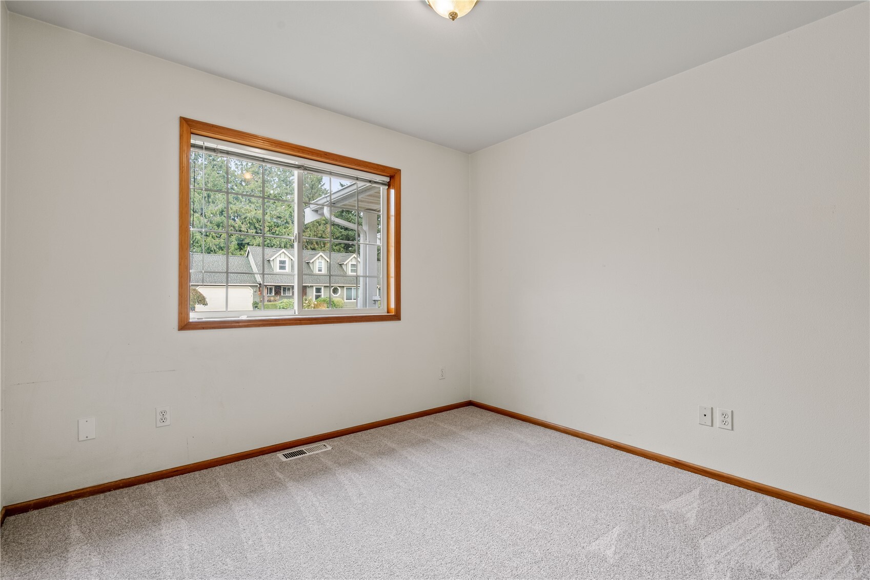 1313 Pine Street Property Photo 25