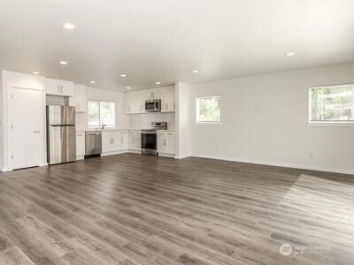 114 E Willis Street Property Photo 29