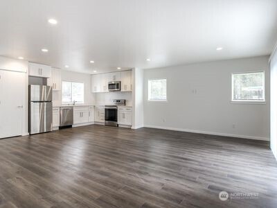 114 E Willis Street Property Photo 30