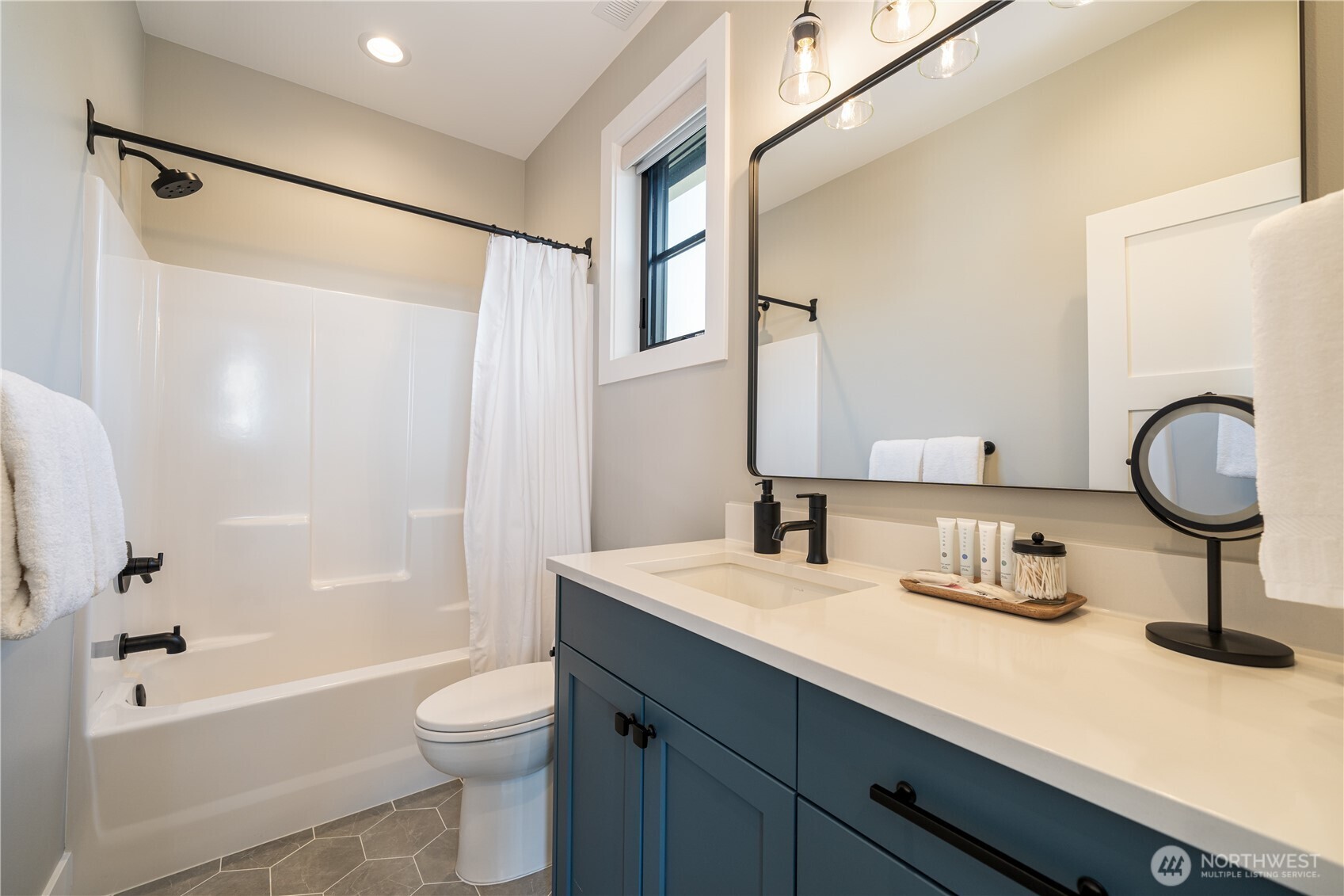201 Bluebell Lane Property Photo 15