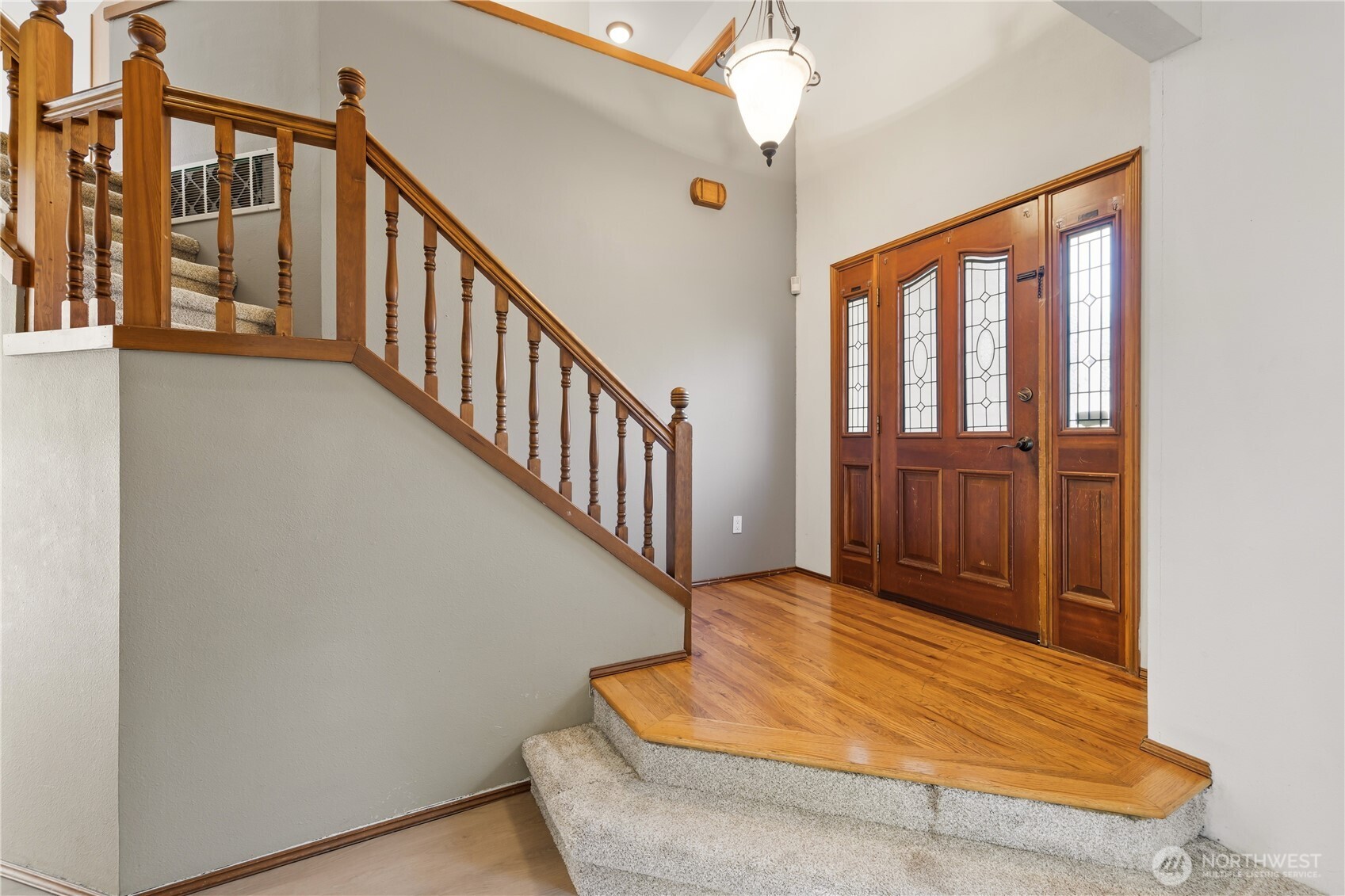 5111 Royal Drive Property Photo 5