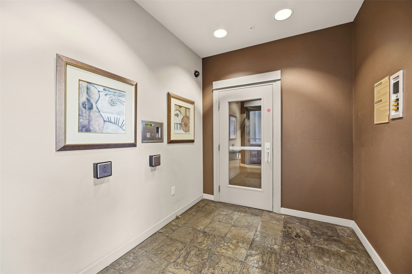 5600 Harbour Pointe Blvd #2-107 Property Photo 27