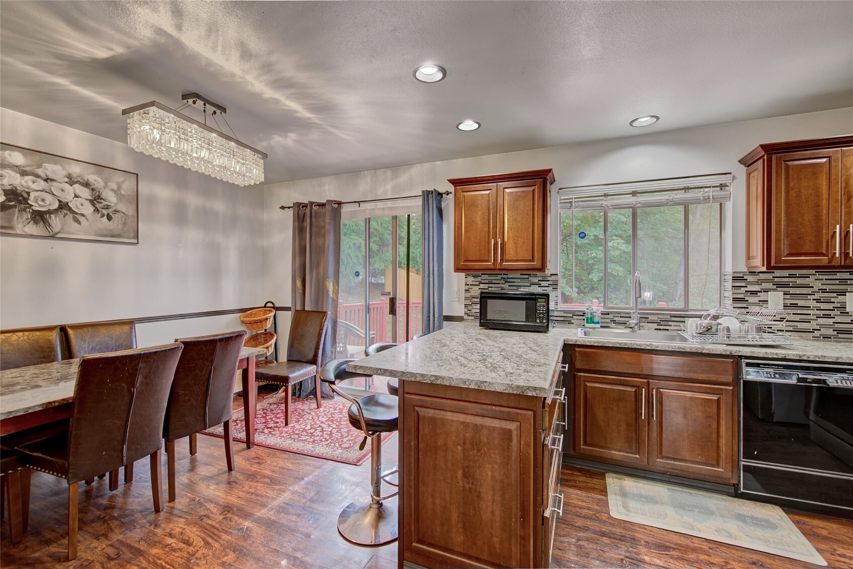 20733 14th Place Property Photo 7