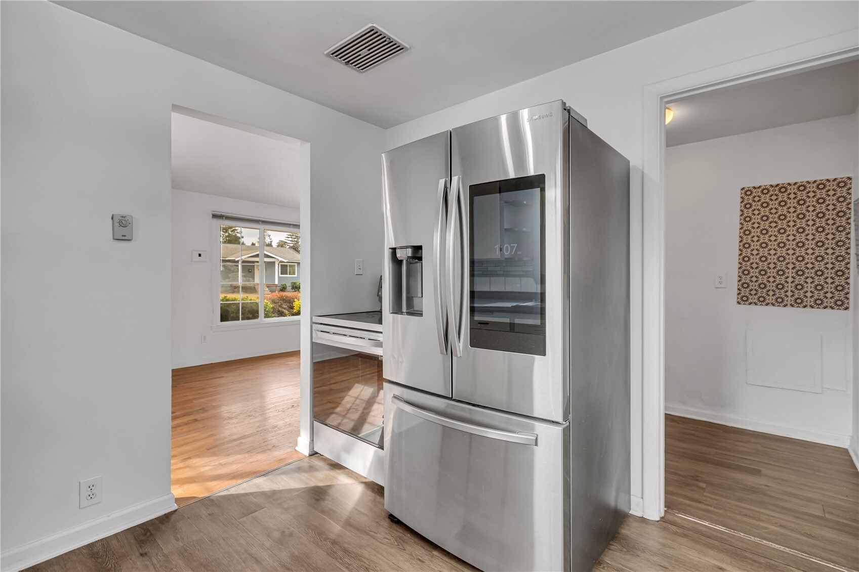 208 M Street Property Photo 5