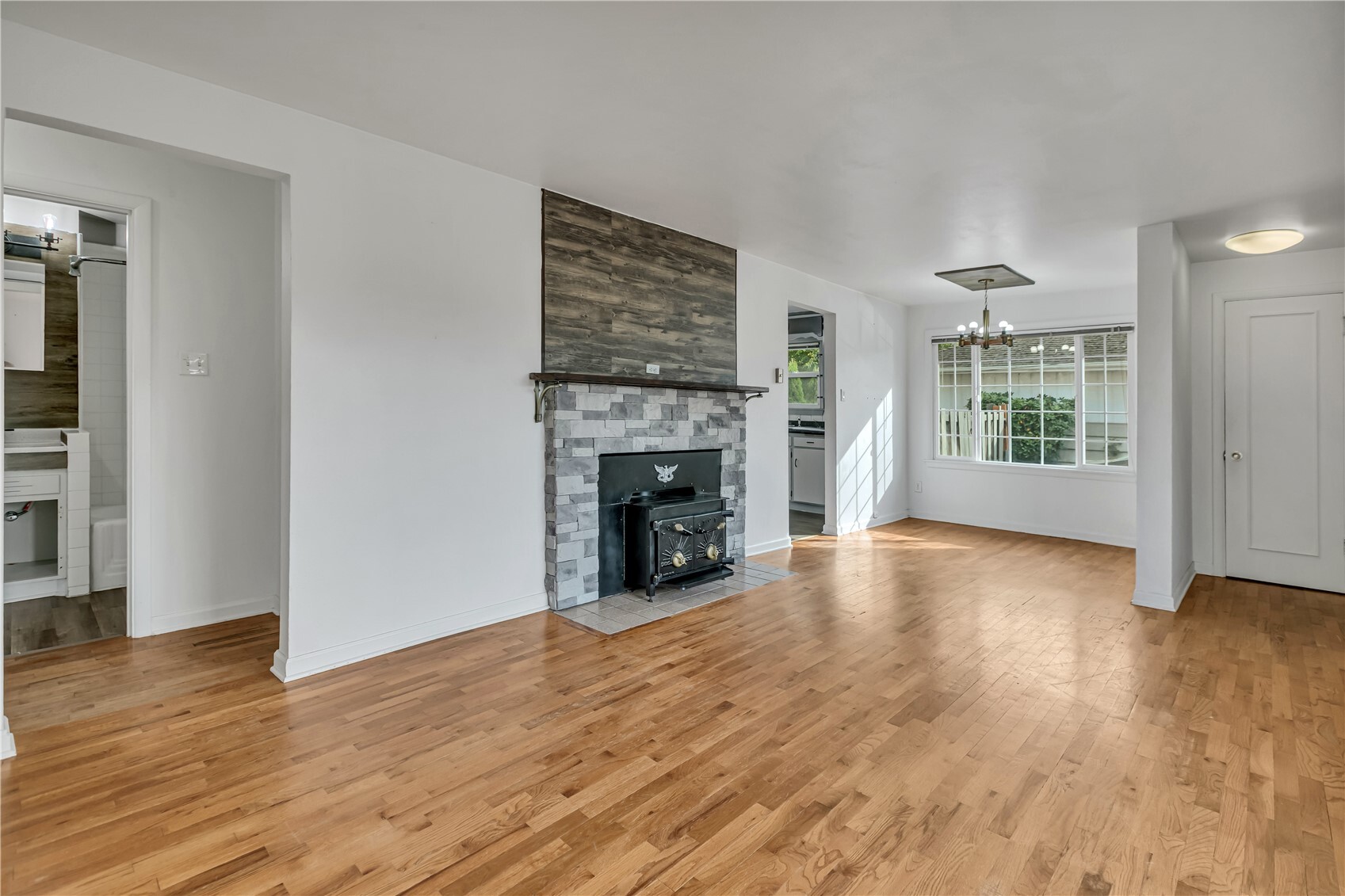 208 M Street Property Photo 12