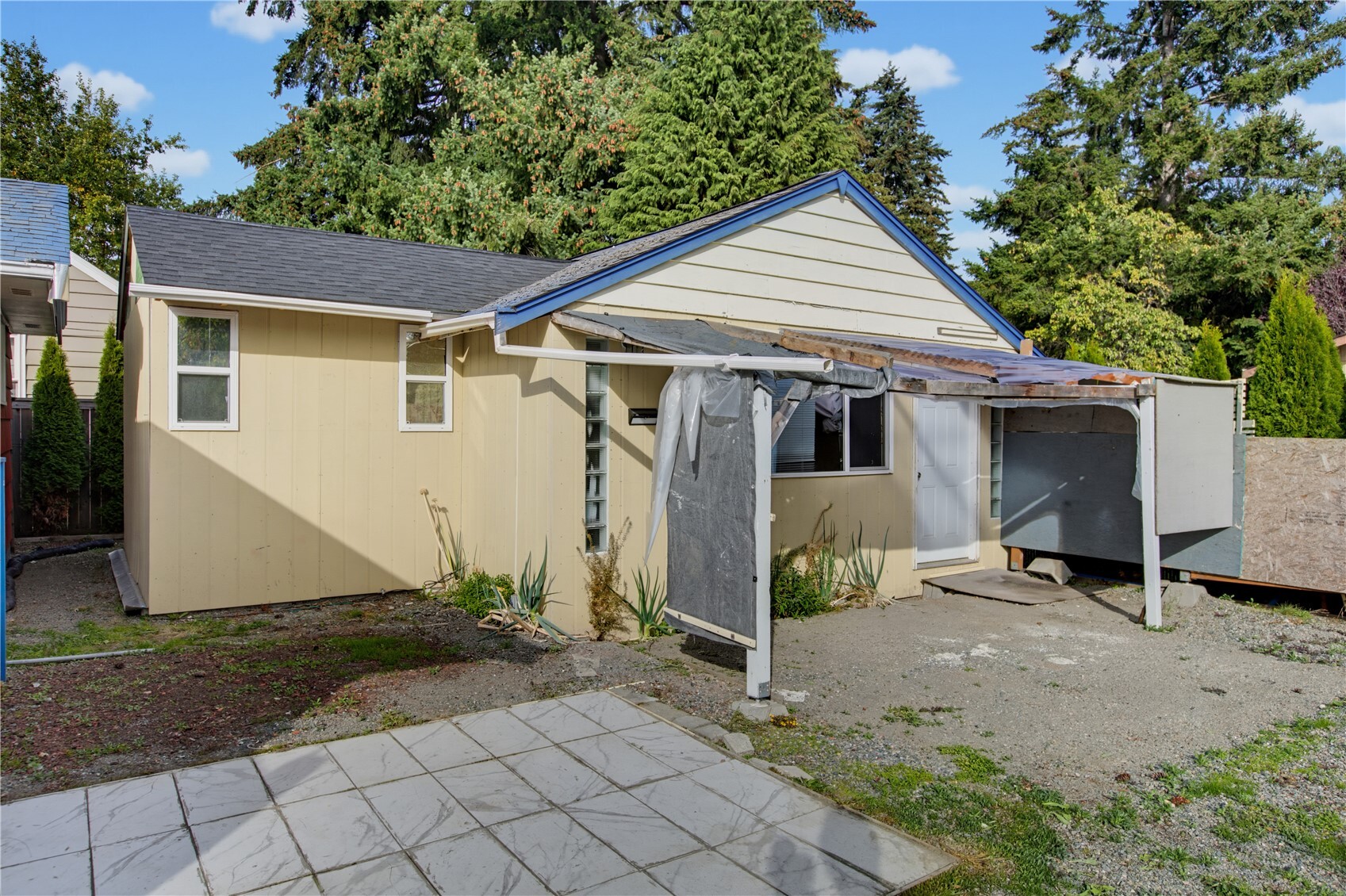 208 M Street Property Photo 19